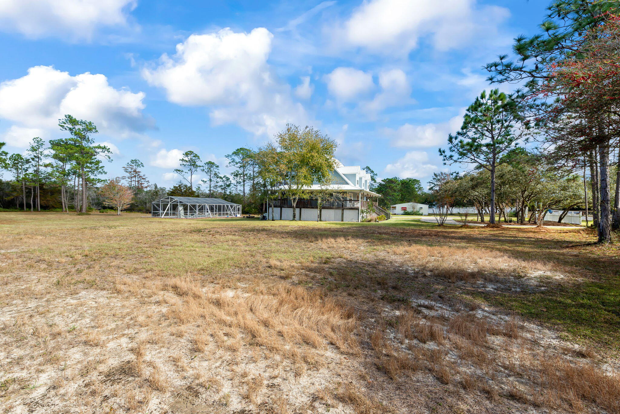 WHISPERING PINES - Residential