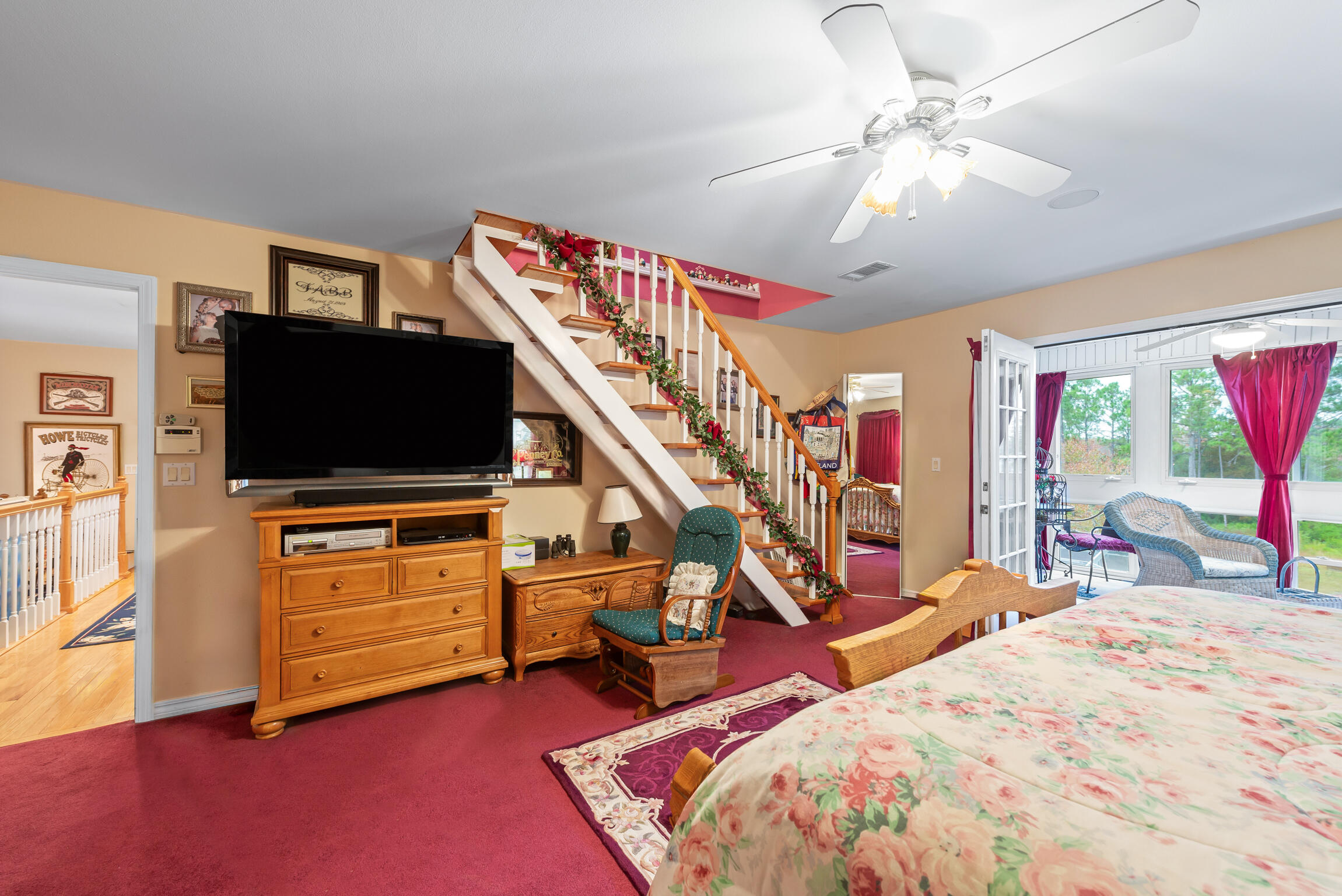 WHISPERING PINES - Residential