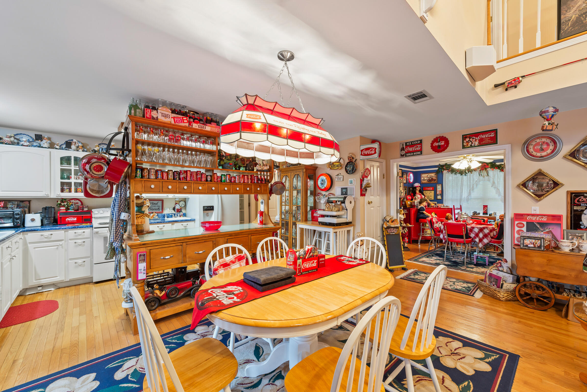 WHISPERING PINES - Residential