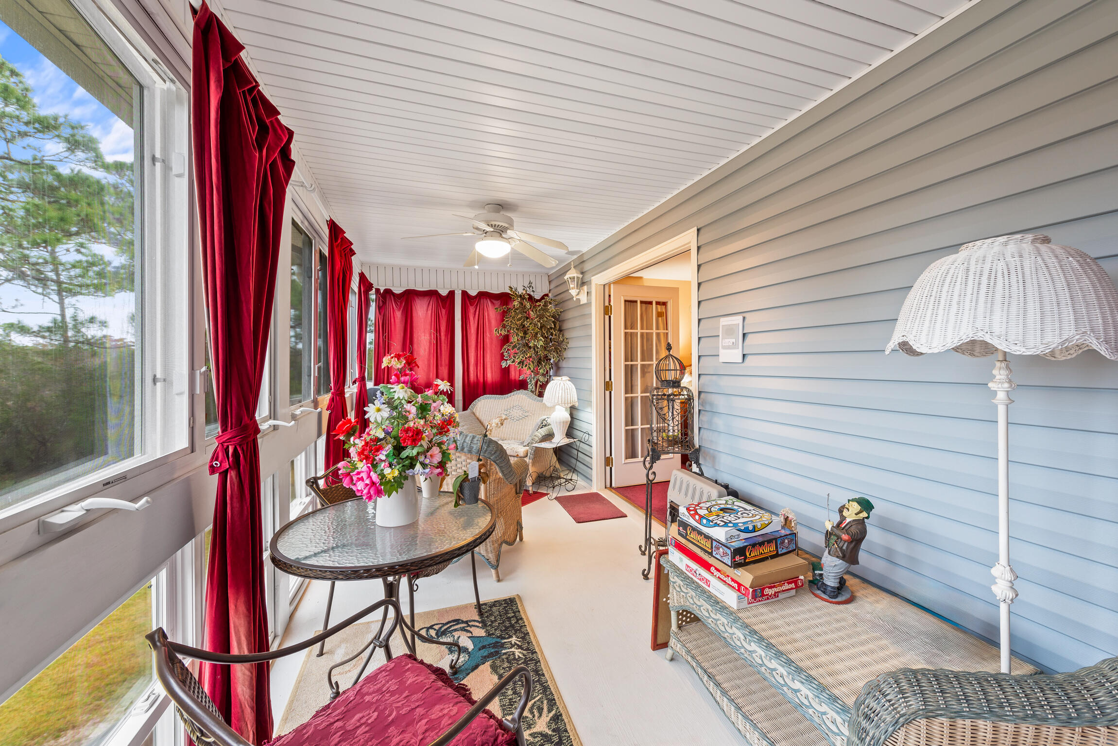 WHISPERING PINES - Residential