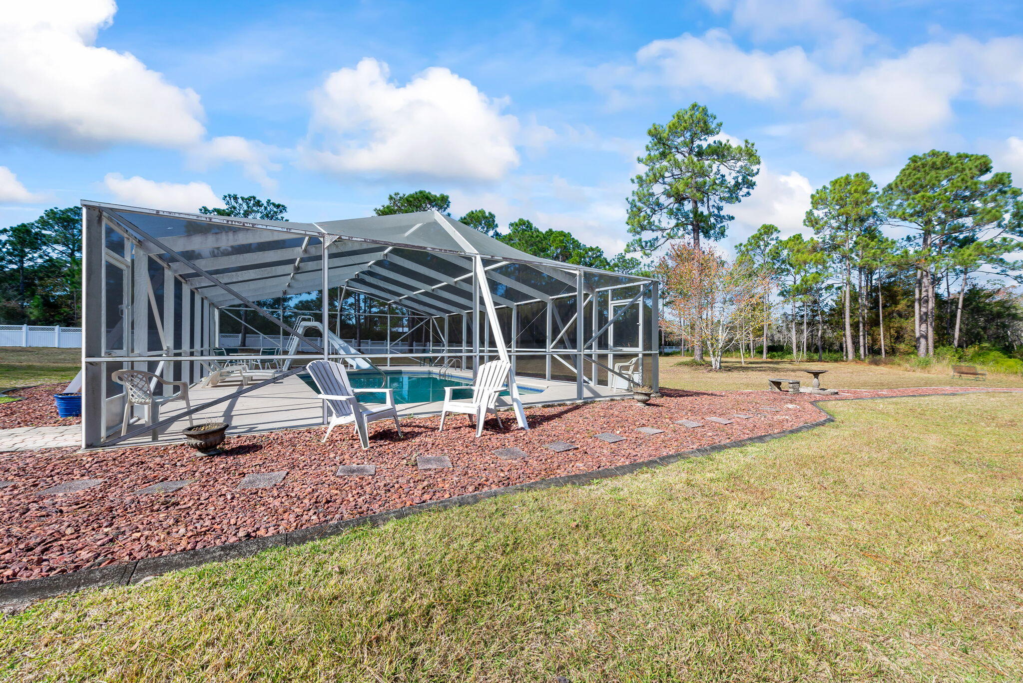 WHISPERING PINES - Residential