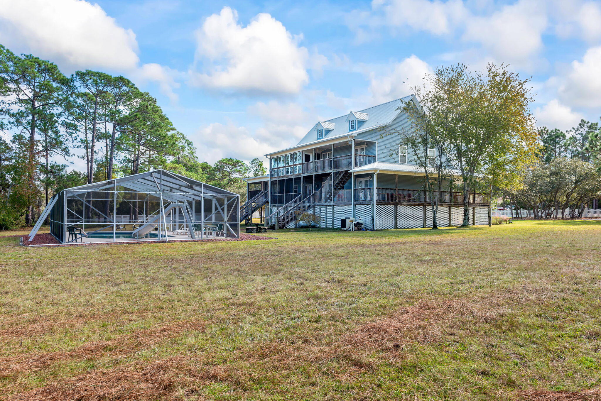 WHISPERING PINES - Residential