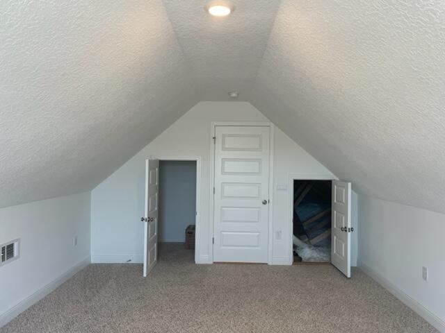 LAKEVIEW - Residential