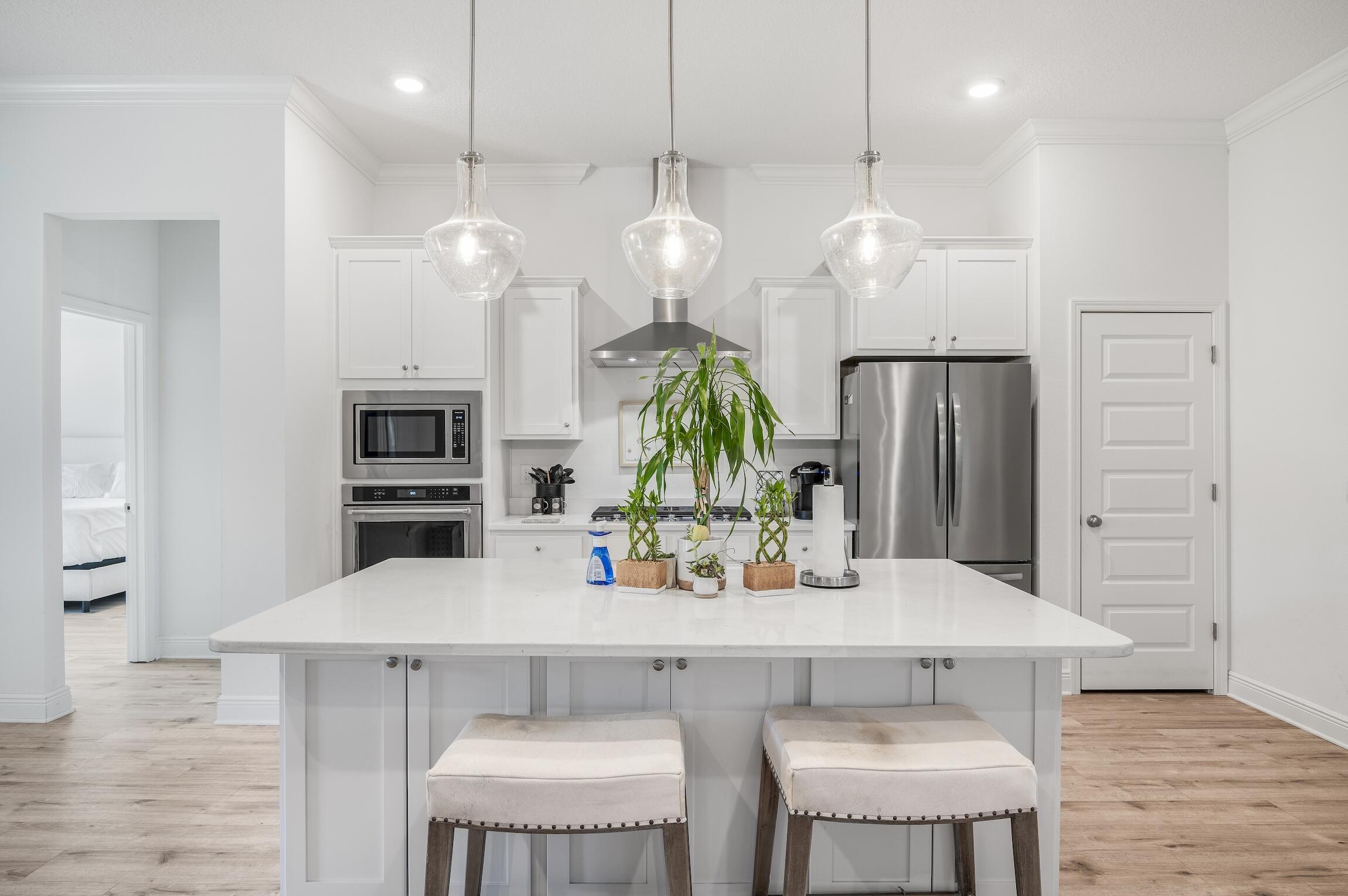 LAKEVIEW - Residential