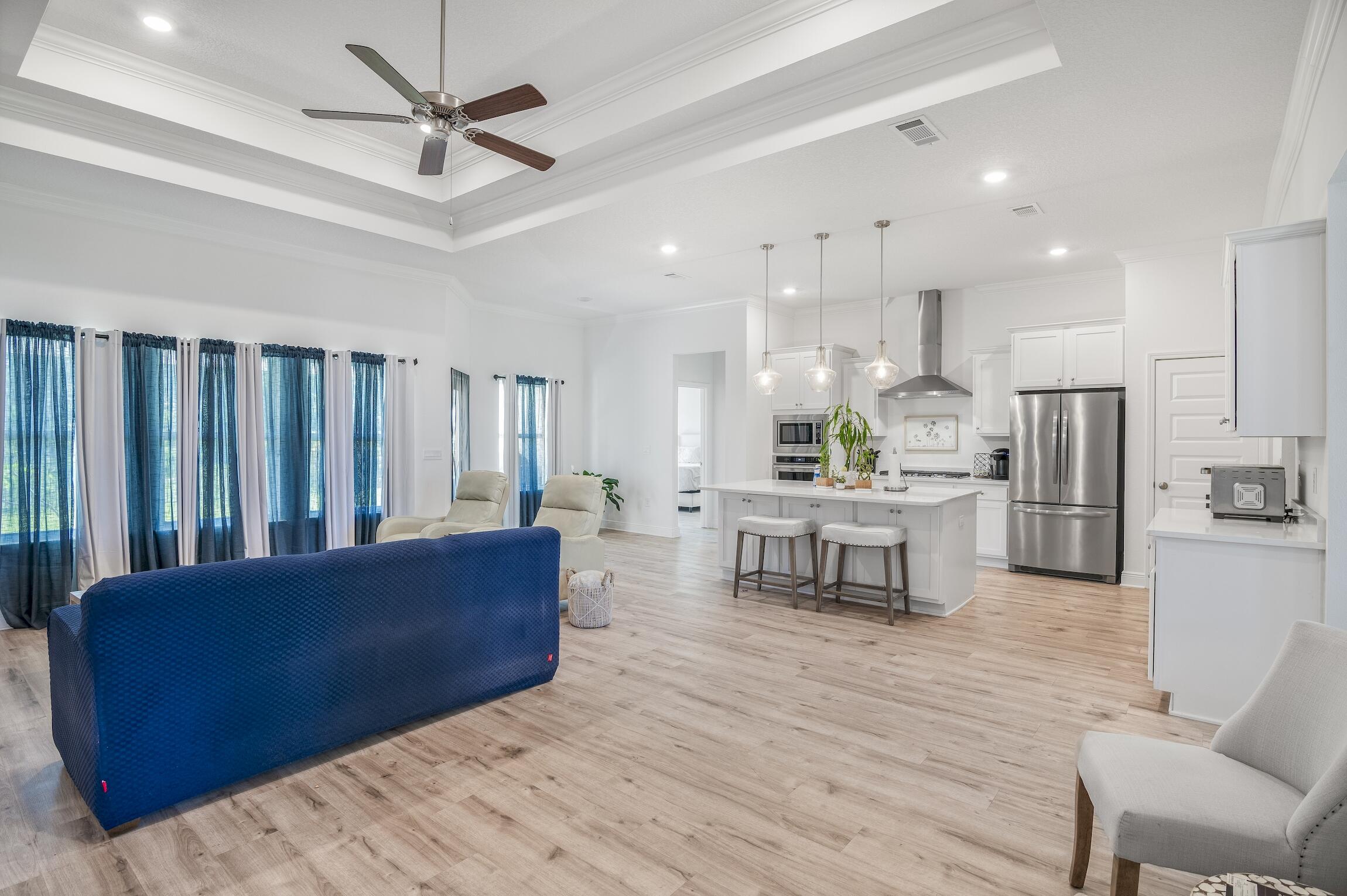 LAKEVIEW - Residential