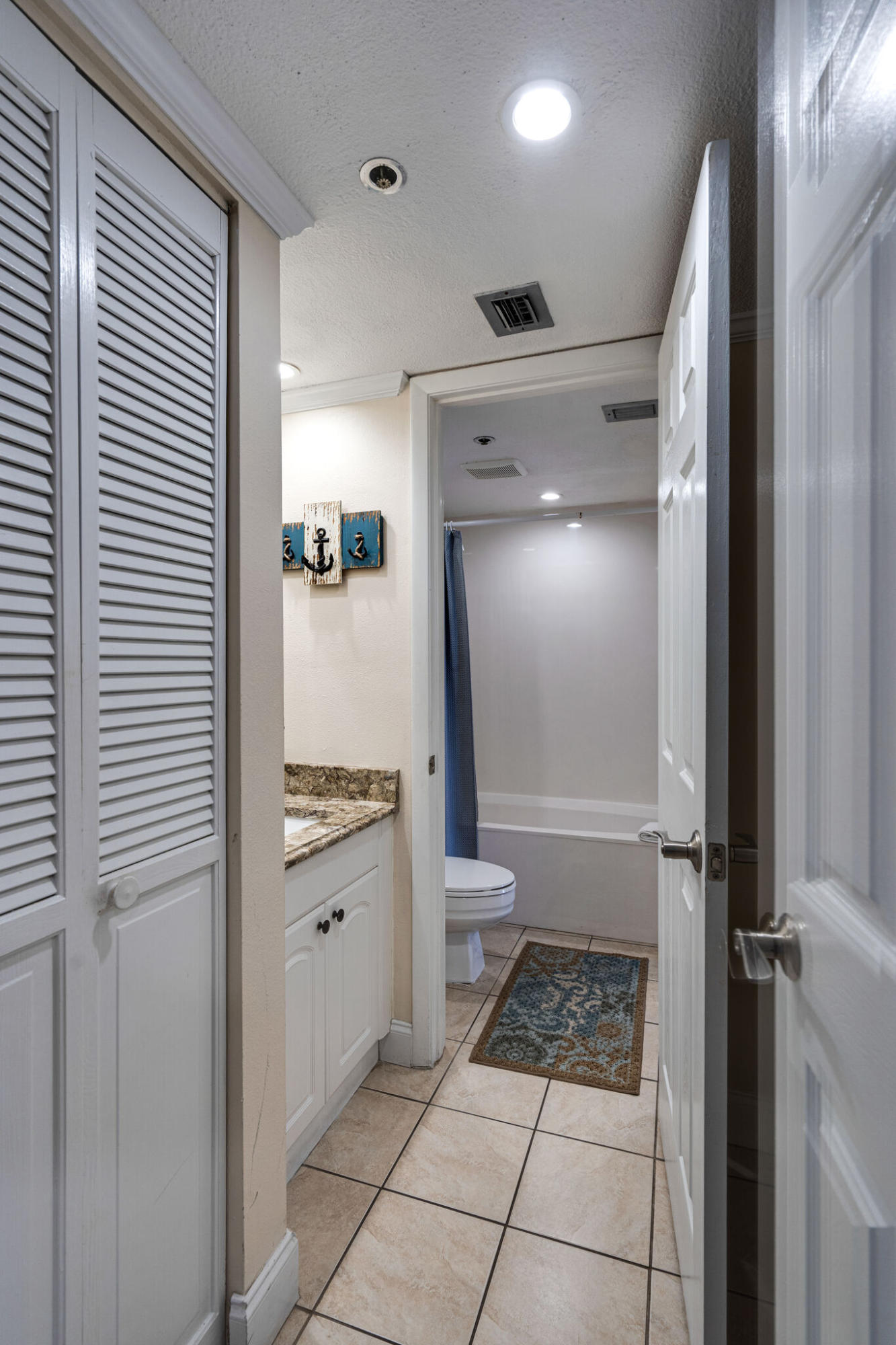 SUNDESTIN INTERNATIONAL CONDO - Residential