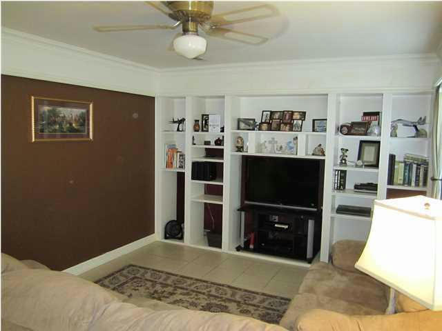 COUNTRYVIEW ESTATES 1ST ADDN - Residential