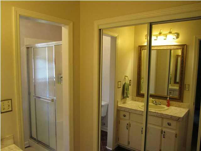 COUNTRYVIEW ESTATES 1ST ADDN - Residential