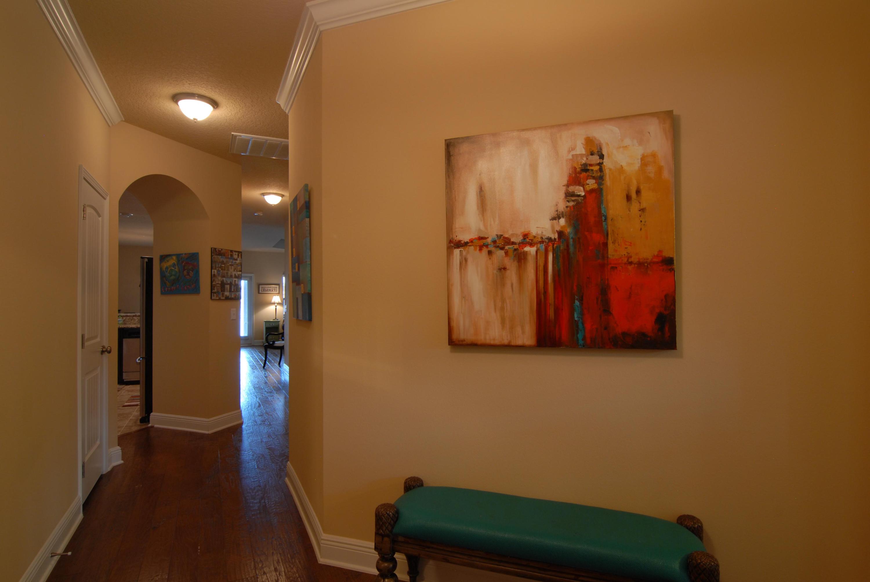 WHISPERING LAKE - Residential