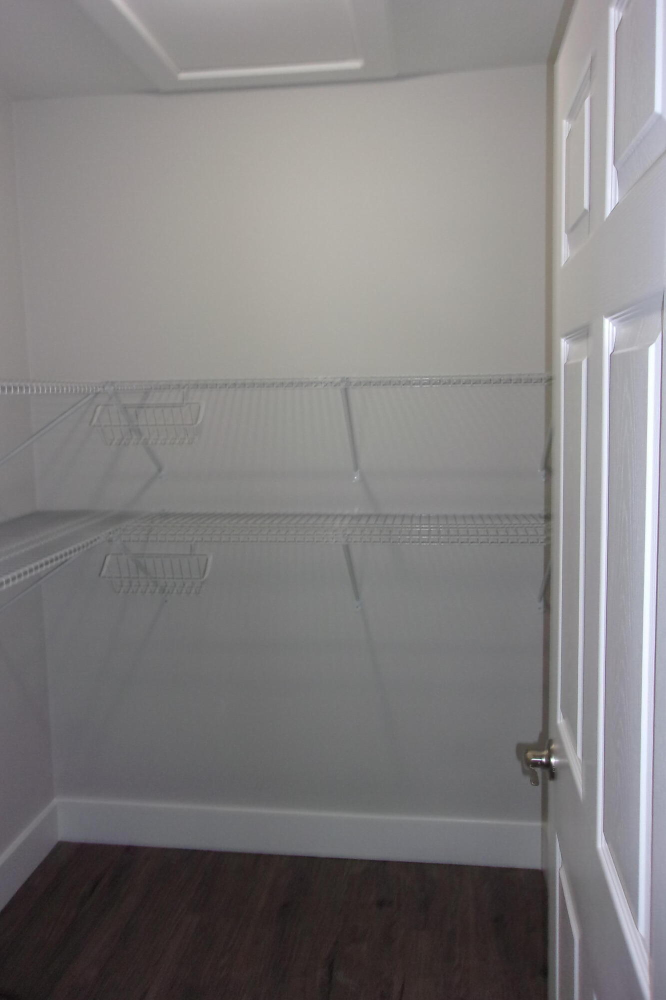 CRESTVIEW - Residential