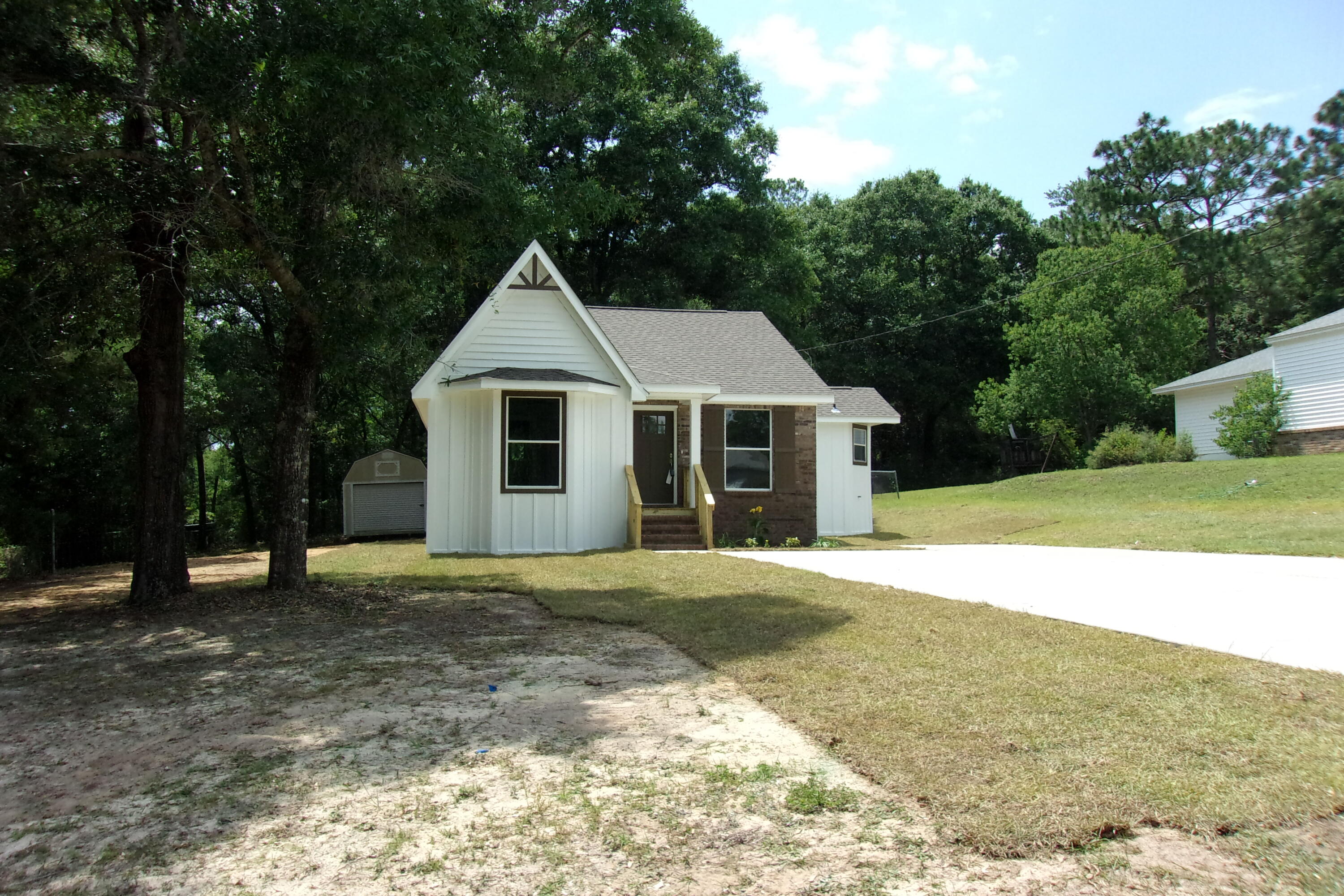 CRESTVIEW - Residential