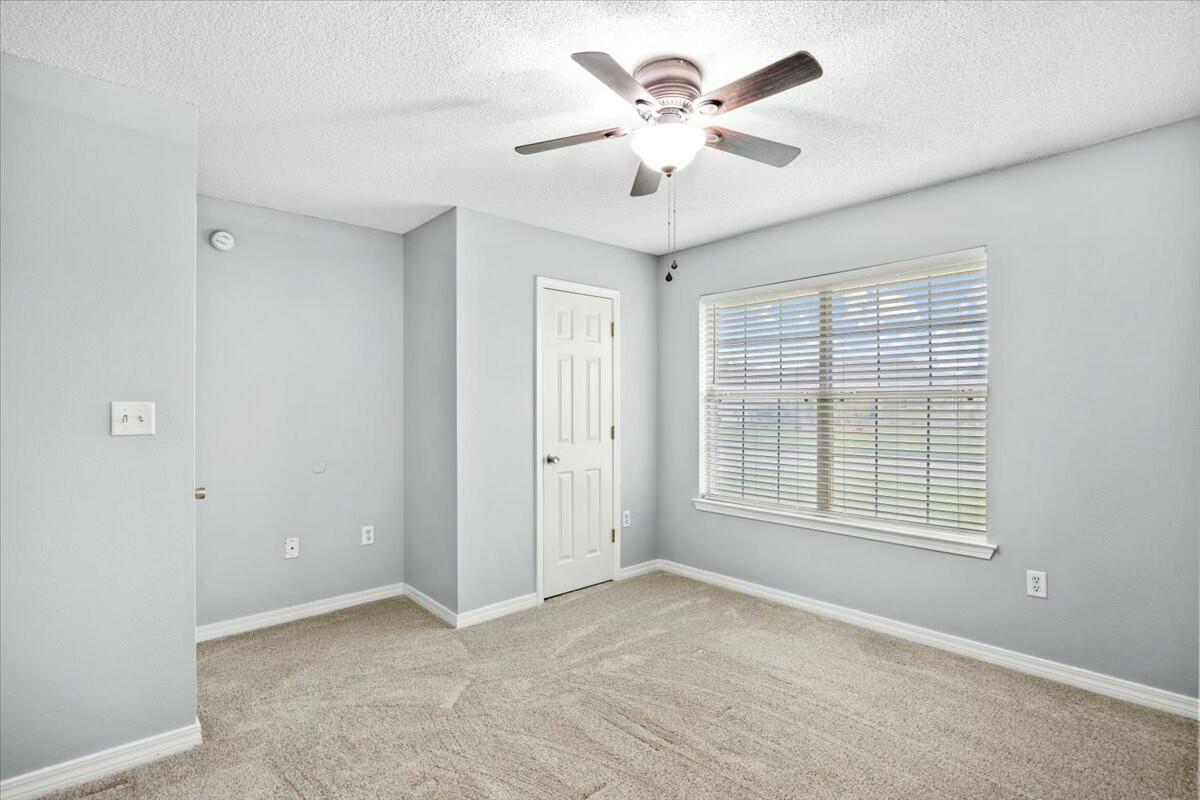 HAMPTON RIDGE ESTATES 1ST ADD - Residential