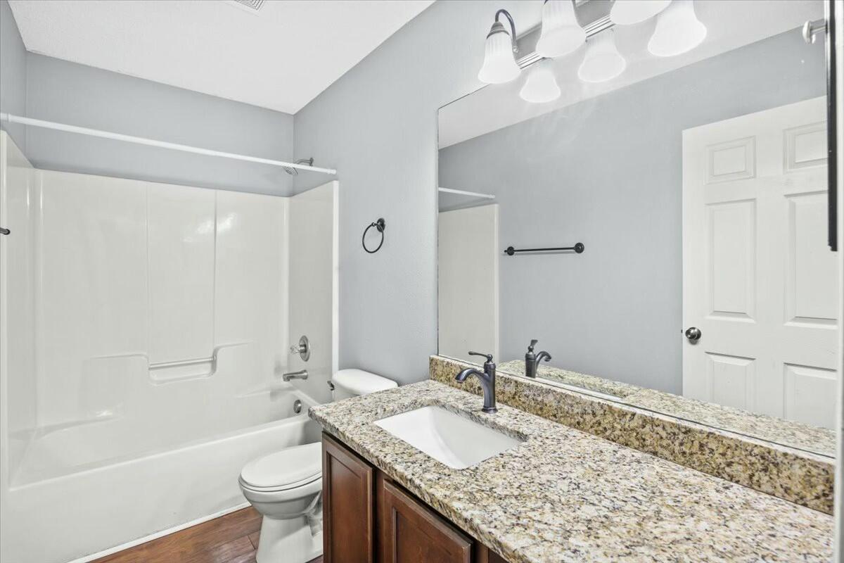 HAMPTON RIDGE ESTATES 1ST ADD - Residential