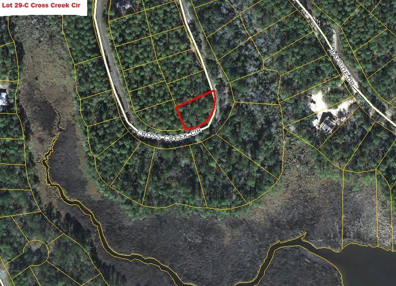 Bank Owned REO Lot In Cross Creek. There Is A View Of The Water From The Lot. This Is Your Opportunity To Own An Interior Lot In Freeport At A Superb Price. Lot Would Make A Great Homesite Or Could Be Held For Investment. The Time To Buy A Freeport Property Is Now. Call Today To Make This Lot Yours!