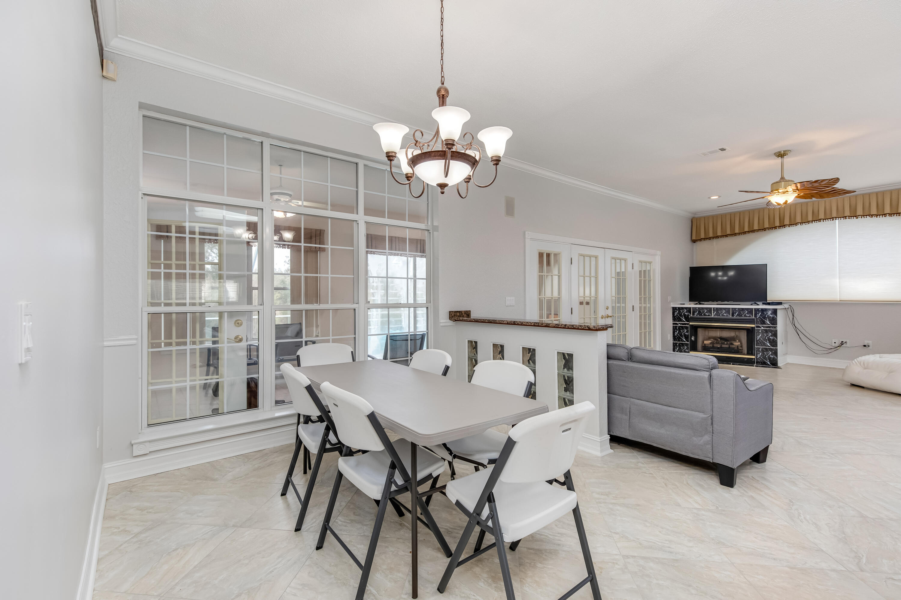 TIMBERLINE ESTATES - Residential