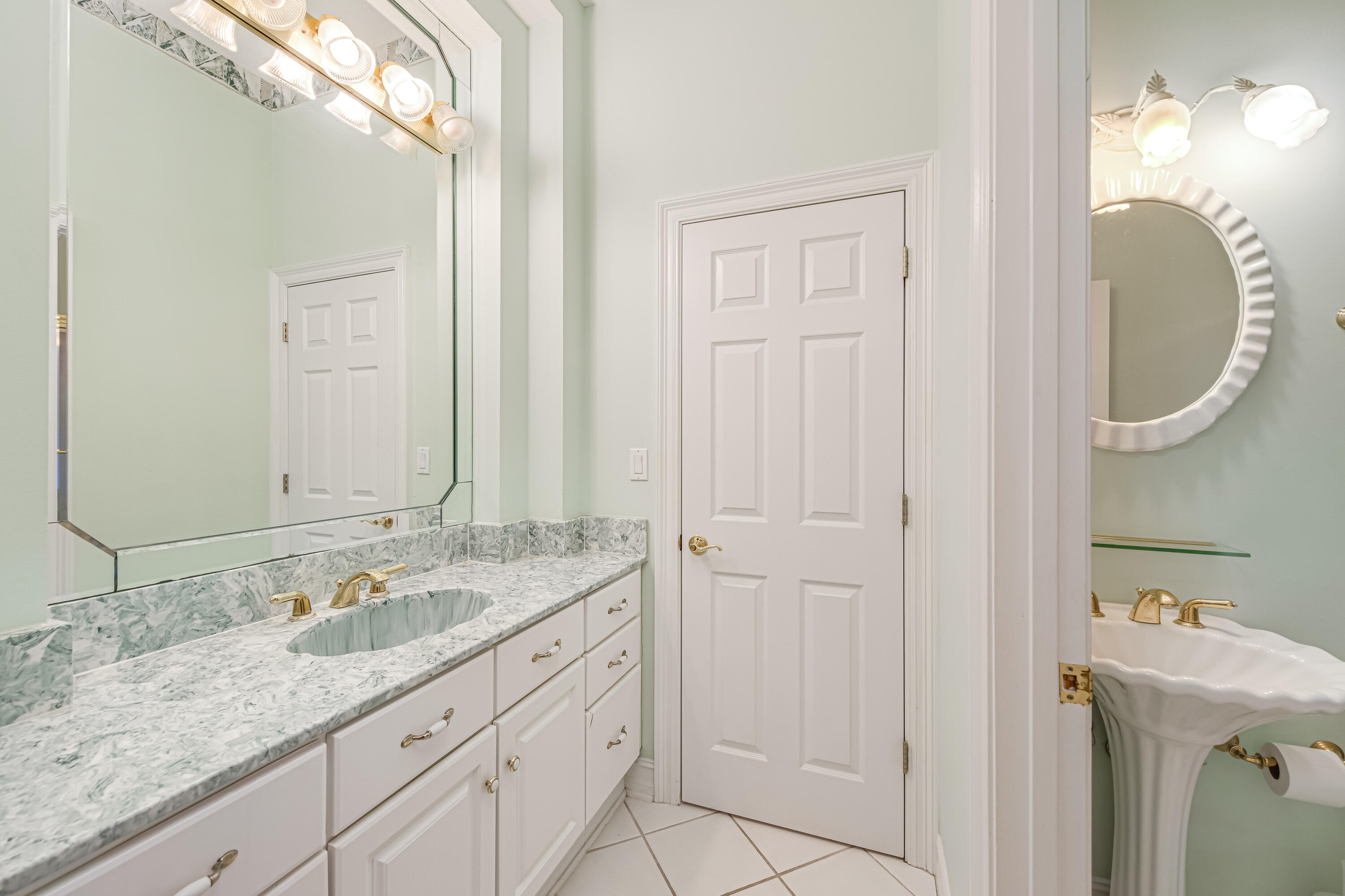 TIMBERLINE ESTATES - Residential