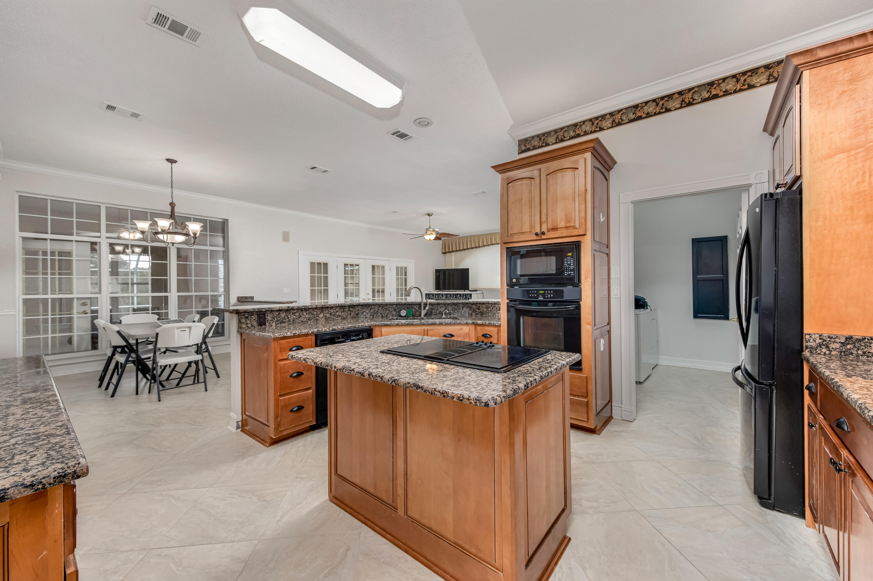 TIMBERLINE ESTATES - Residential