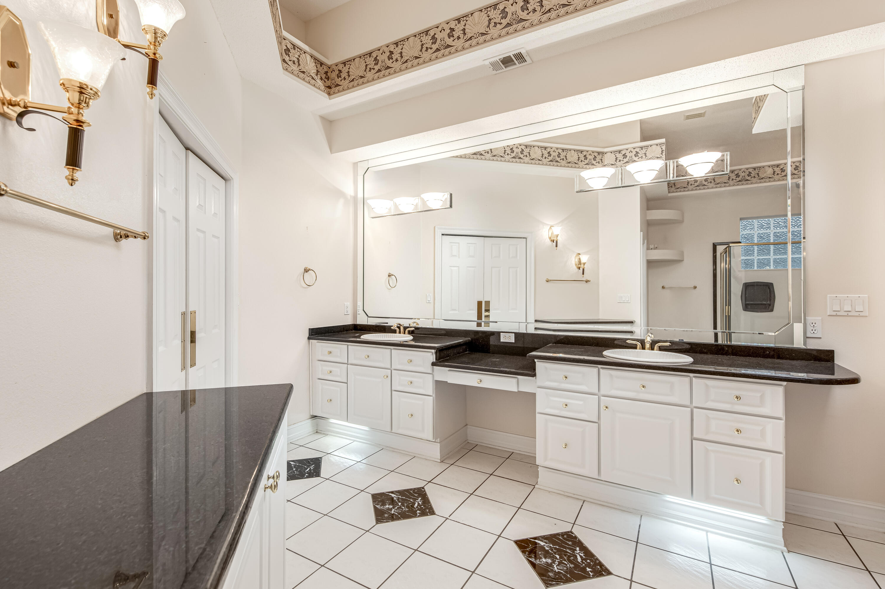 TIMBERLINE ESTATES - Residential