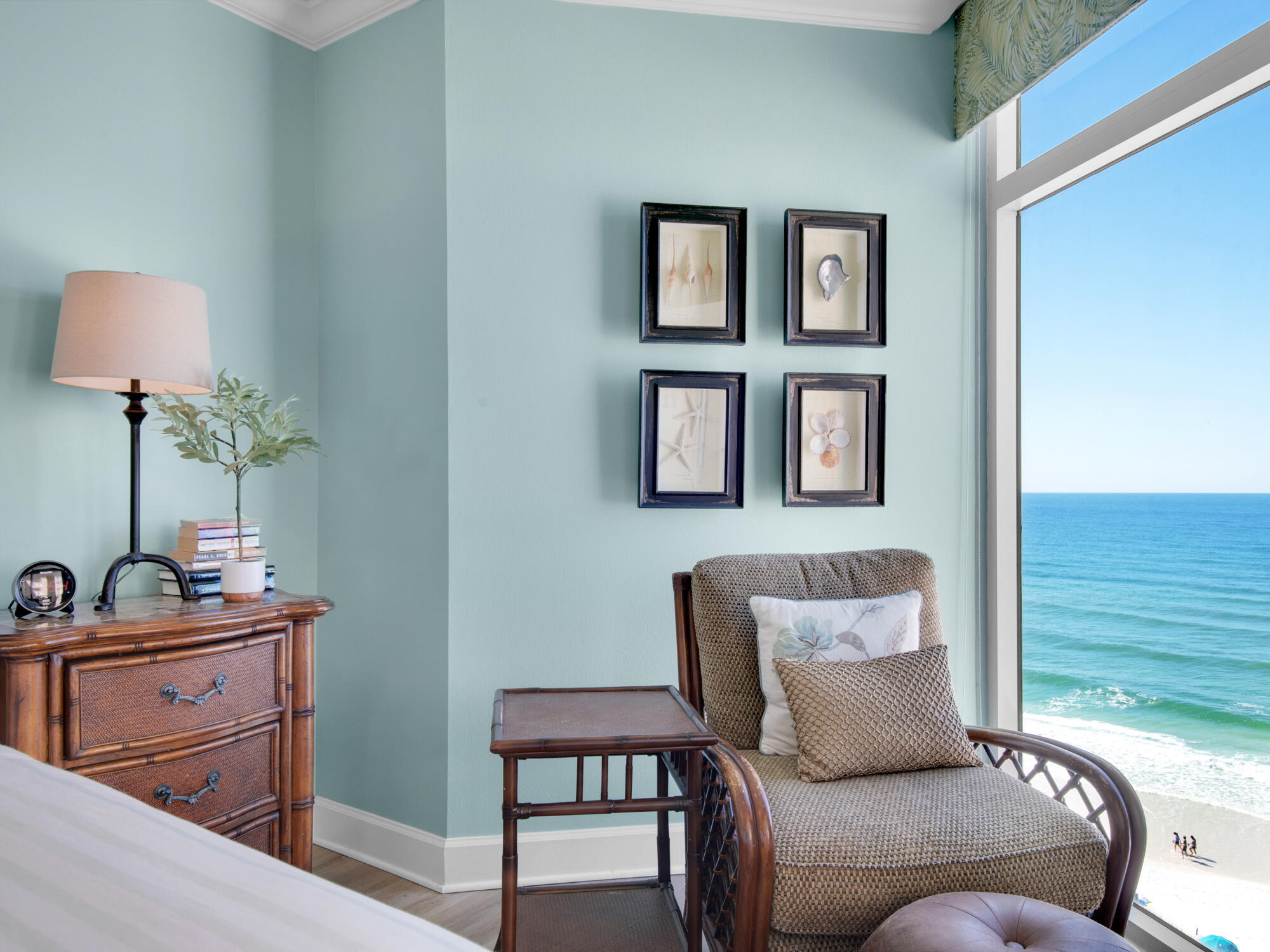 JADE EAST TOWERS CONDO - Residential