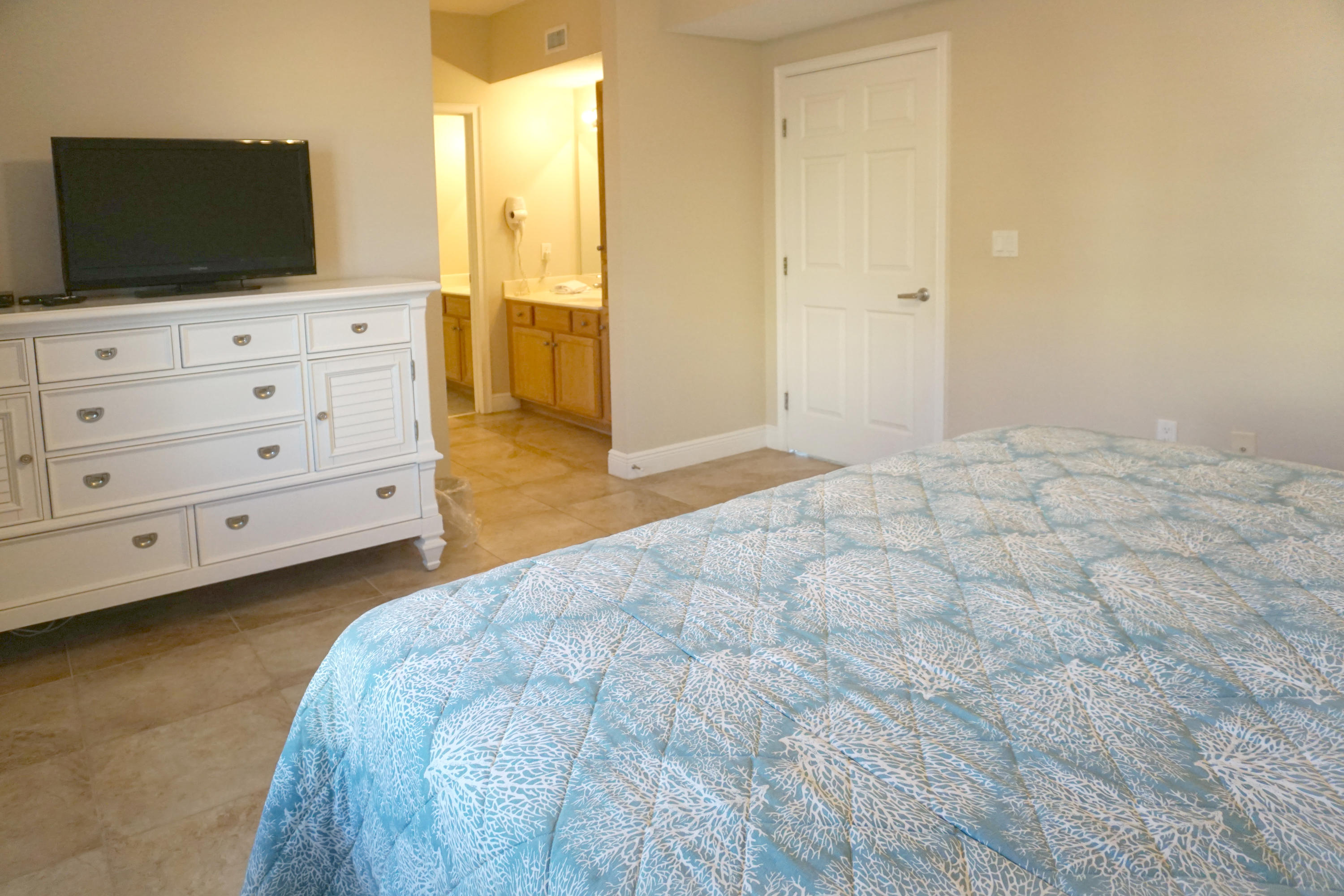 WATERS EDGE - Residential