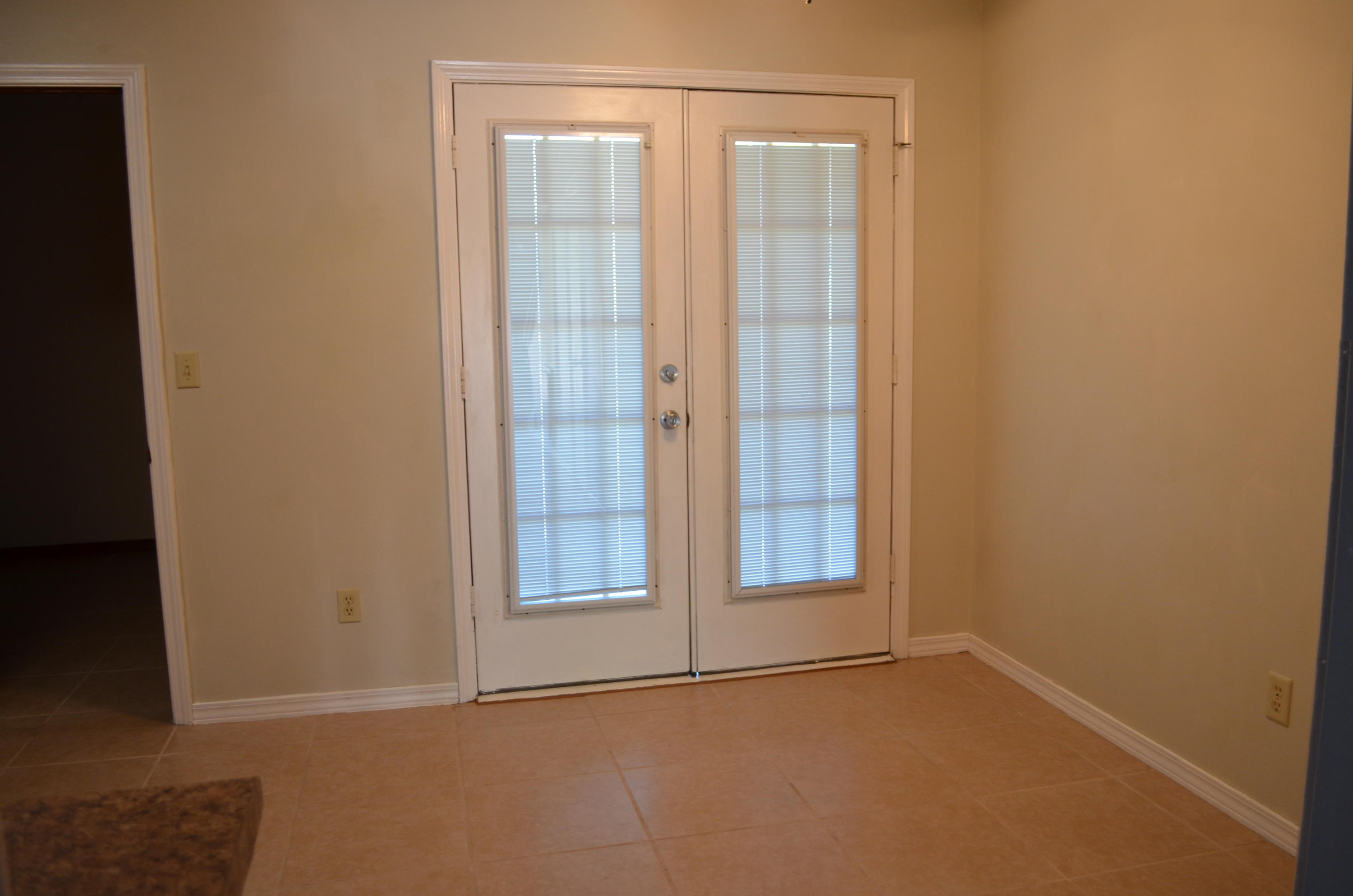 BROWNSVILLE STATION - Residential