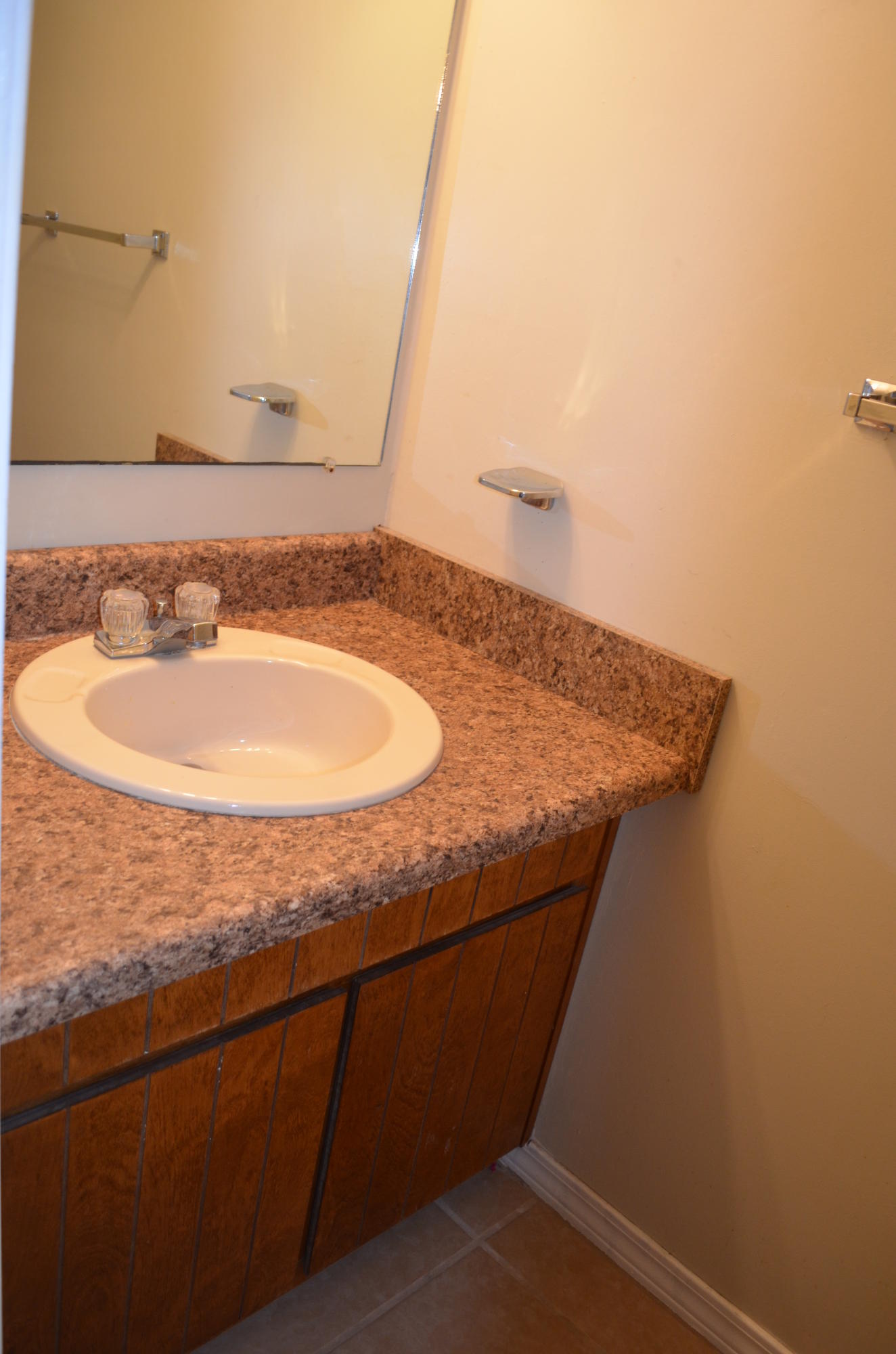 BROWNSVILLE STATION - Residential