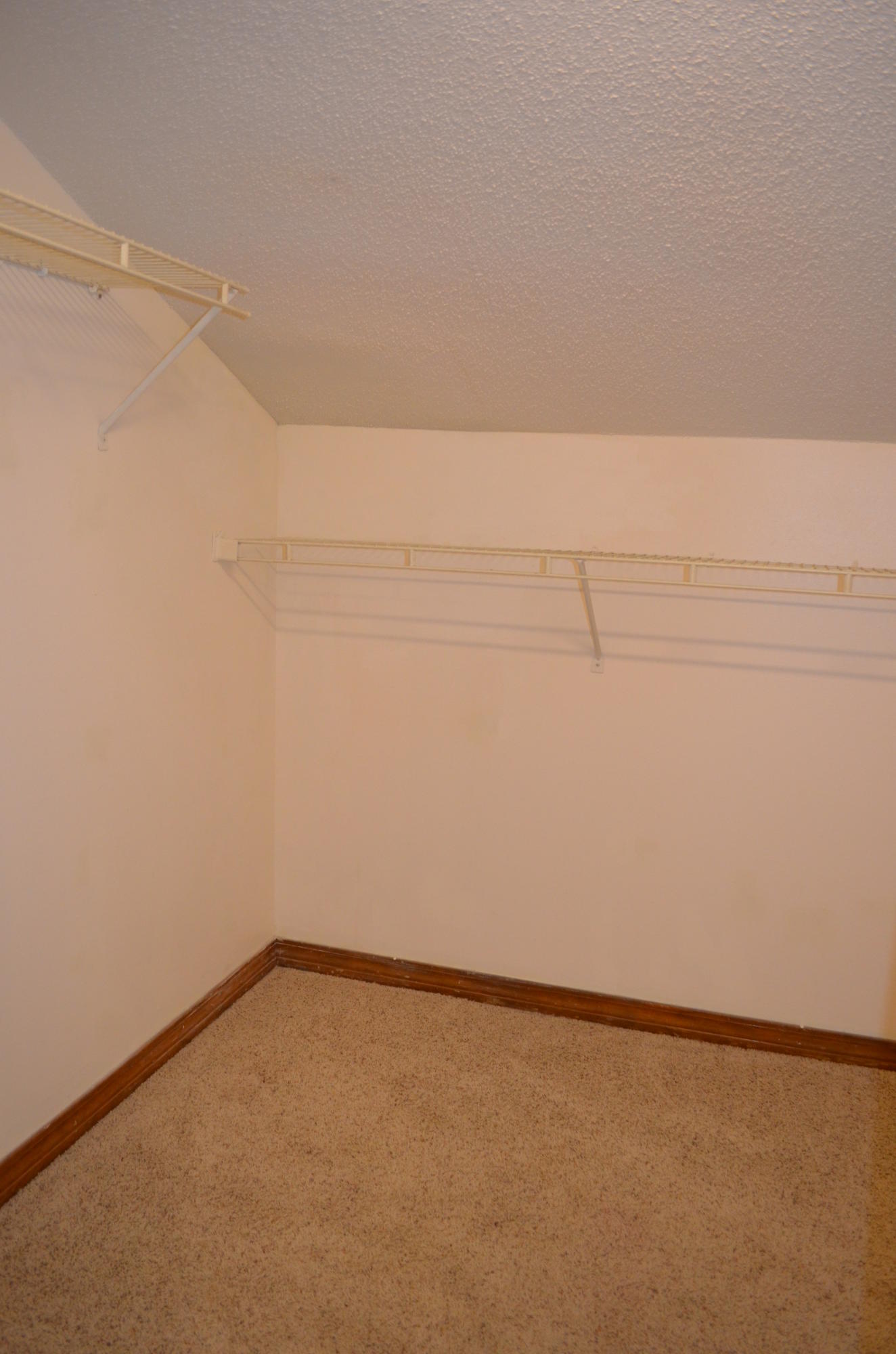 BROWNSVILLE STATION - Residential