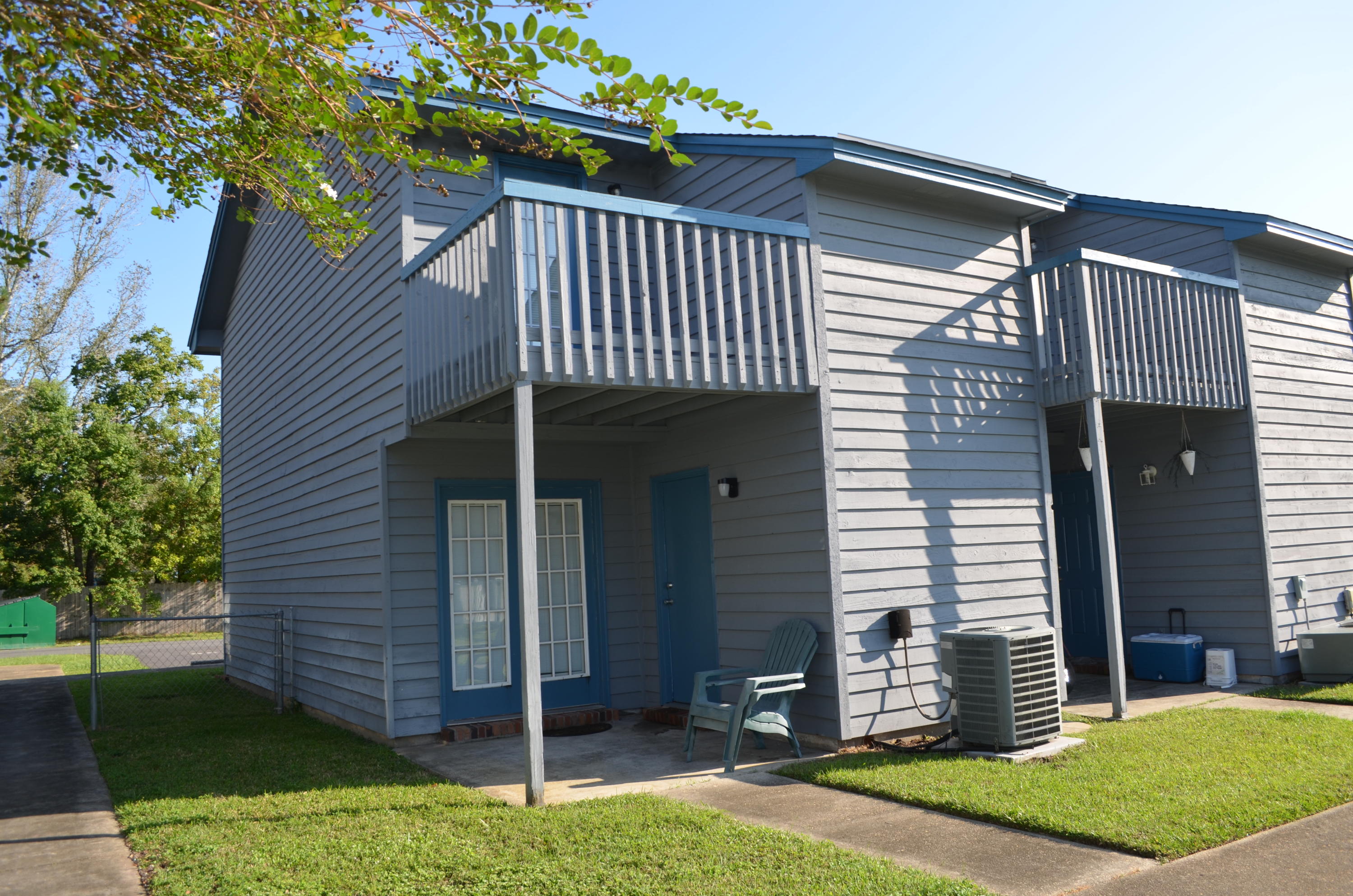 BROWNSVILLE STATION - Residential