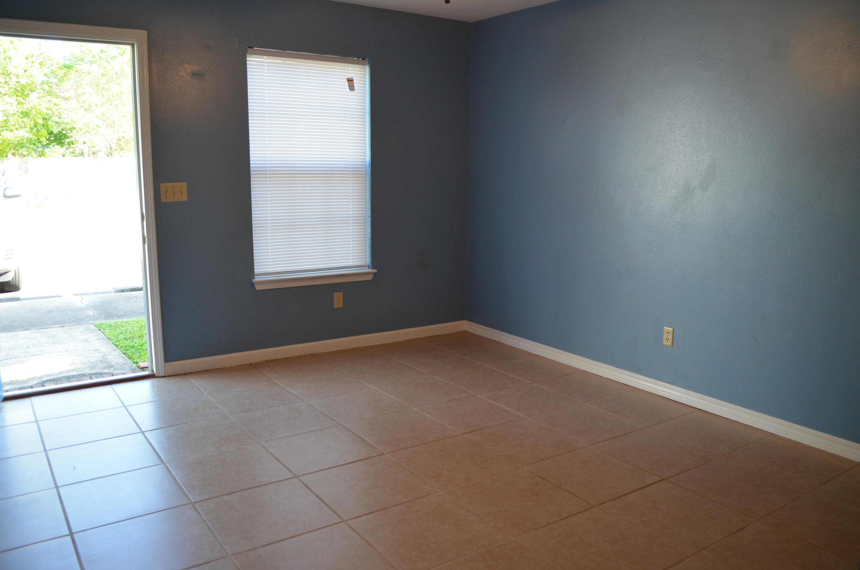 BROWNSVILLE STATION - Residential