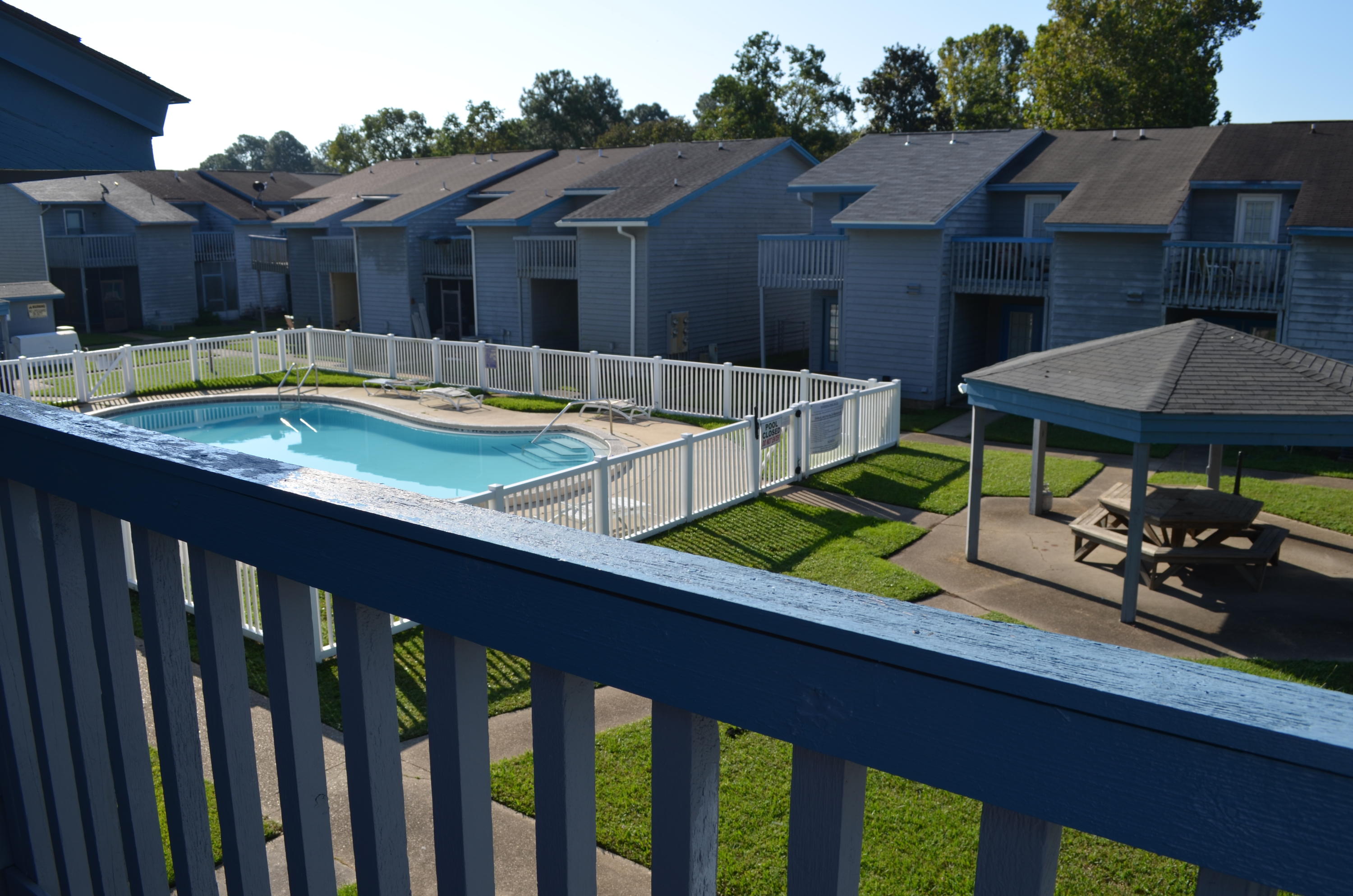 BROWNSVILLE STATION - Residential