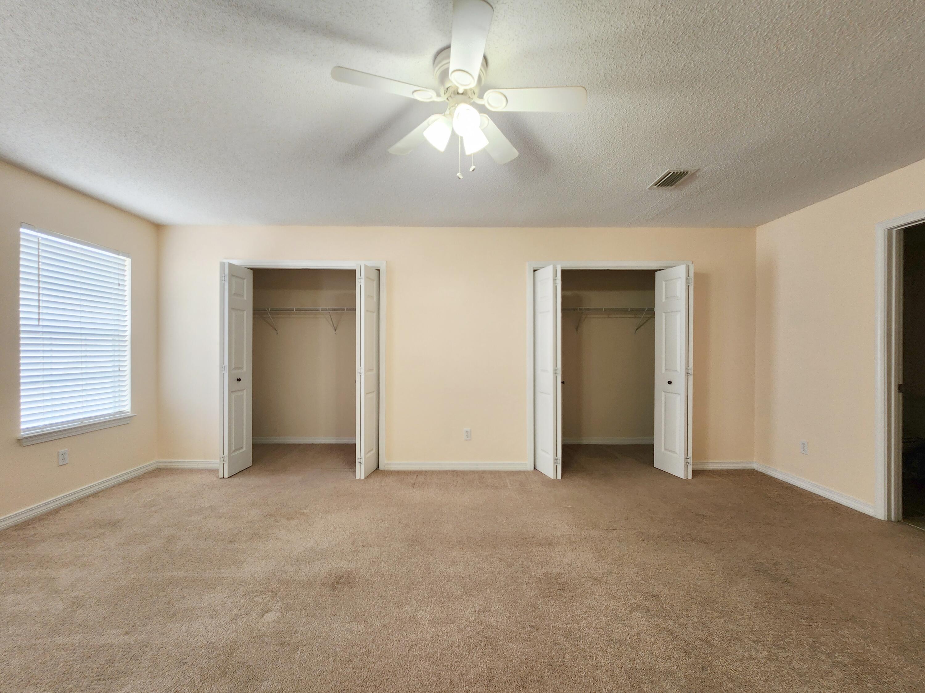 Houston Manor - Residential