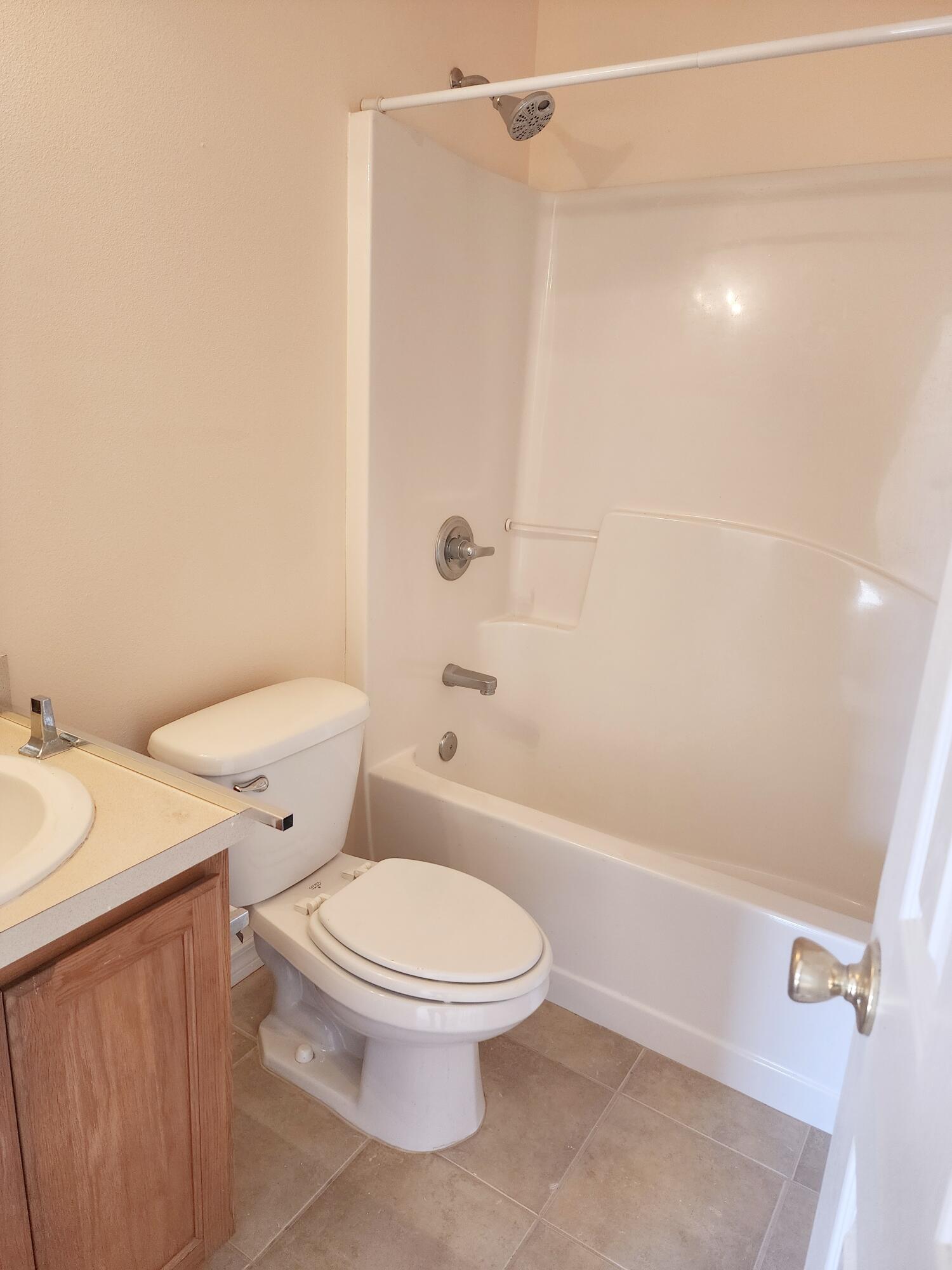 Houston Manor - Residential