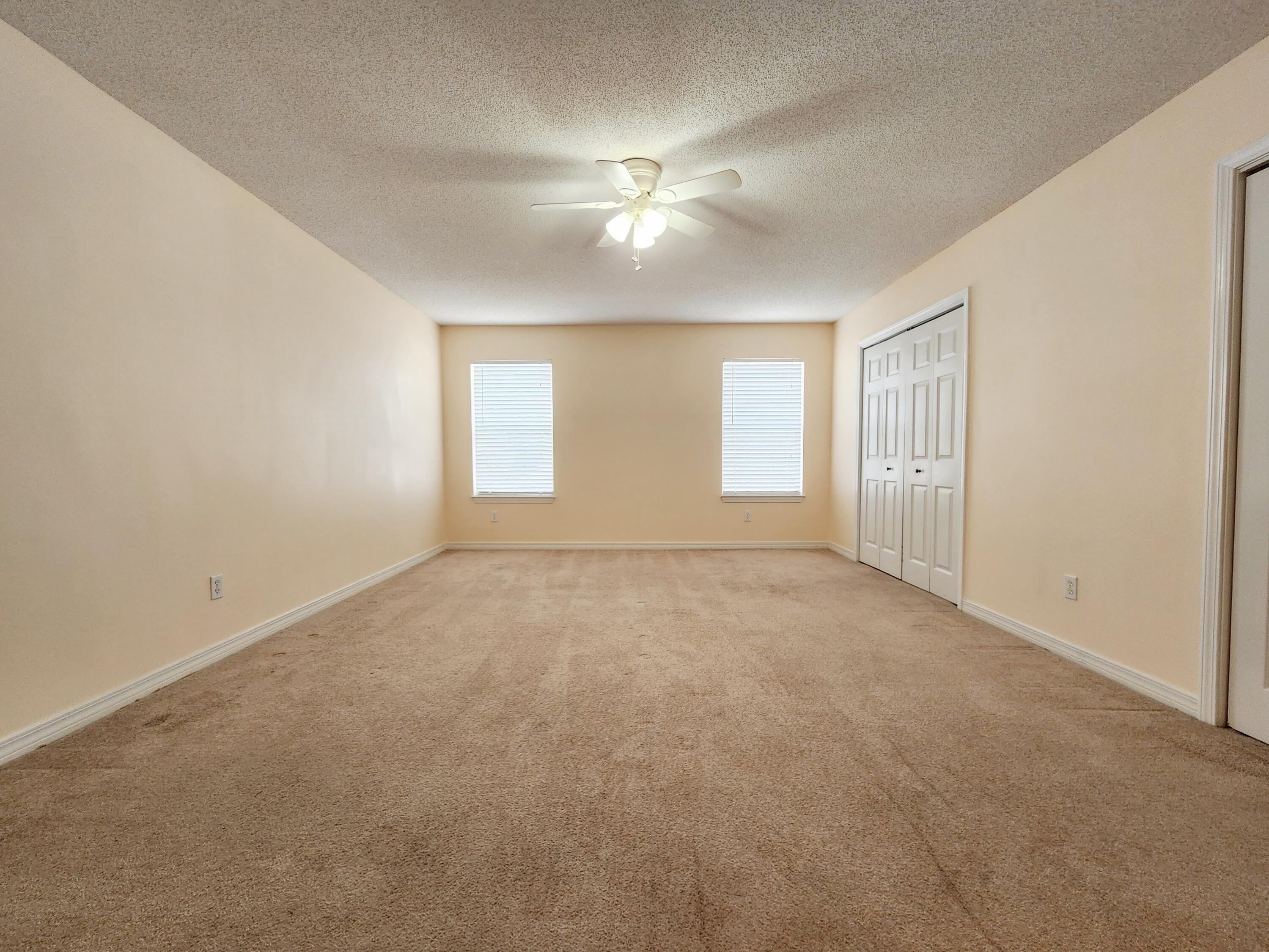 Houston Manor - Residential