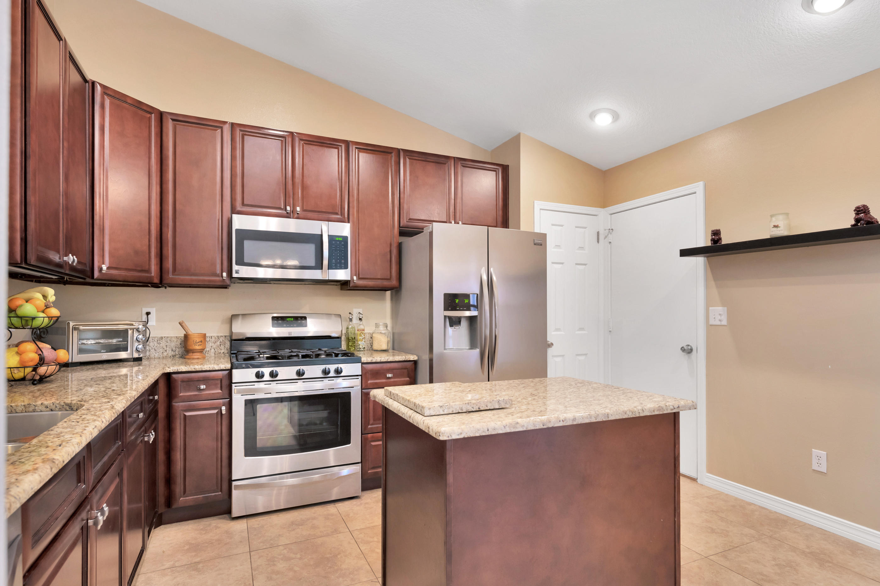 WYNNEHAVEN BEACH PATIO HOMES 2 - Residential