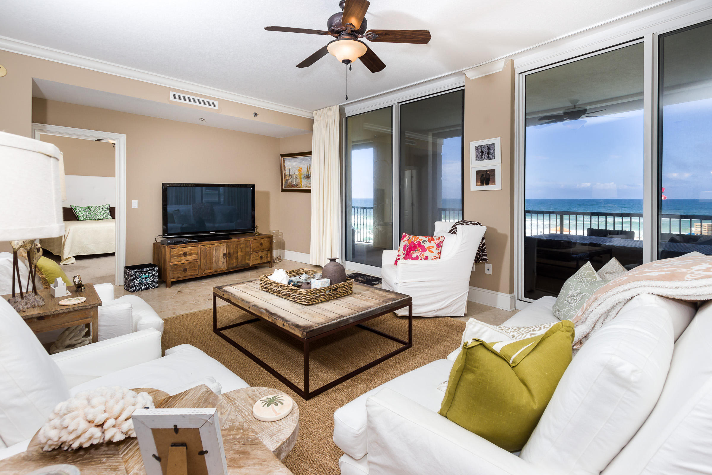 BELLA RIVA - Residential