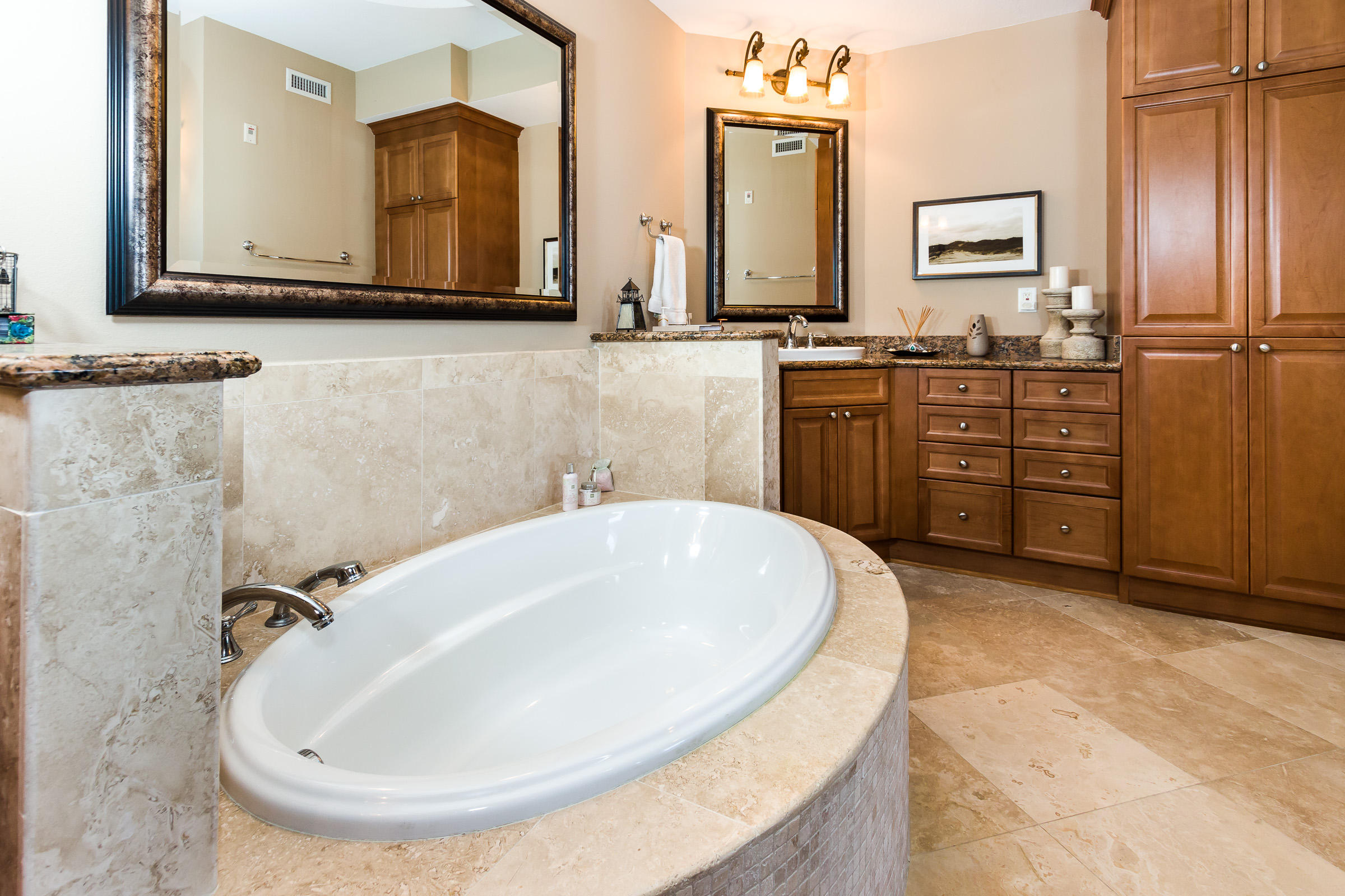 BELLA RIVA - Residential