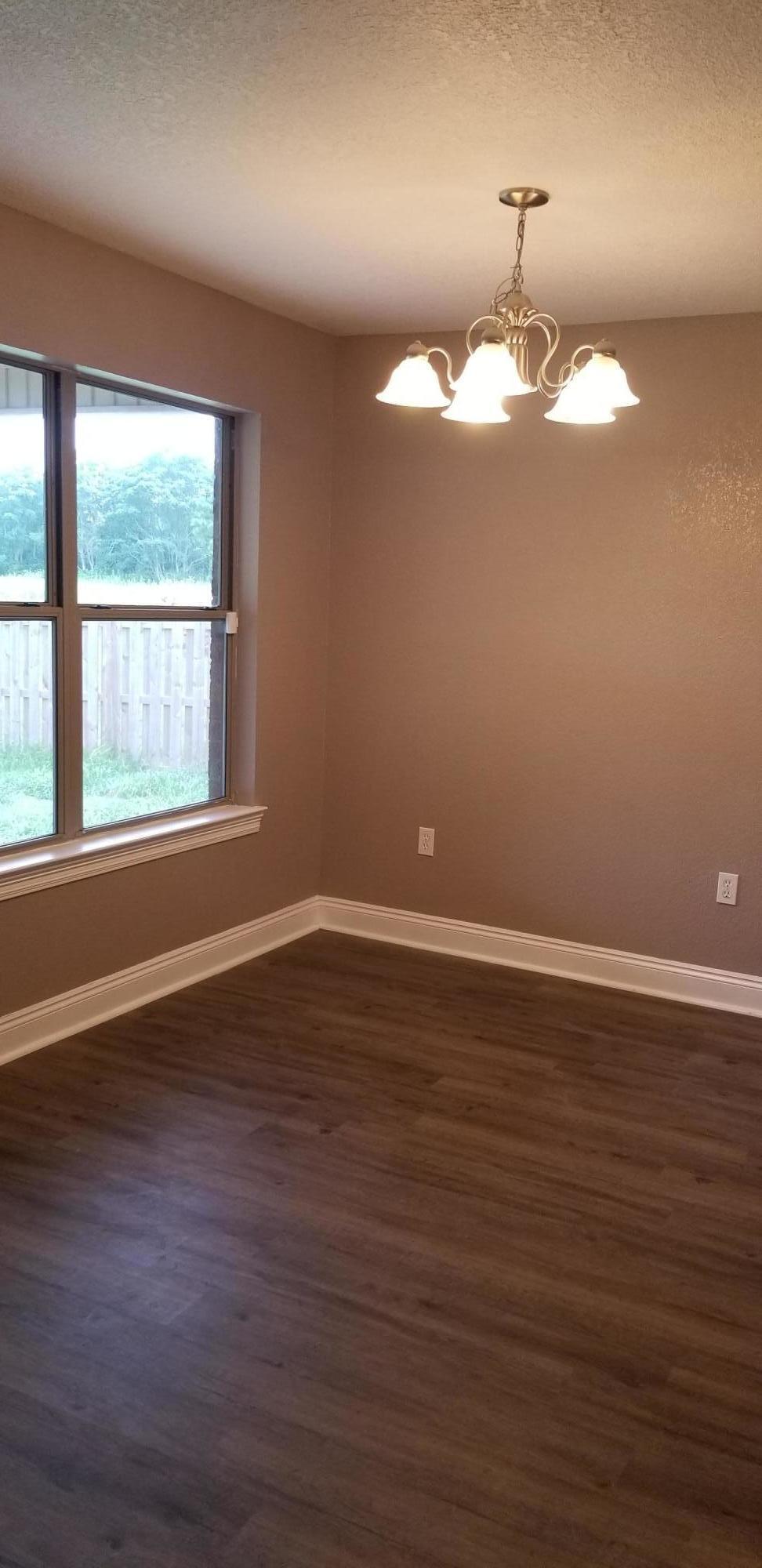 WHITE OAK ESTATES - Residential