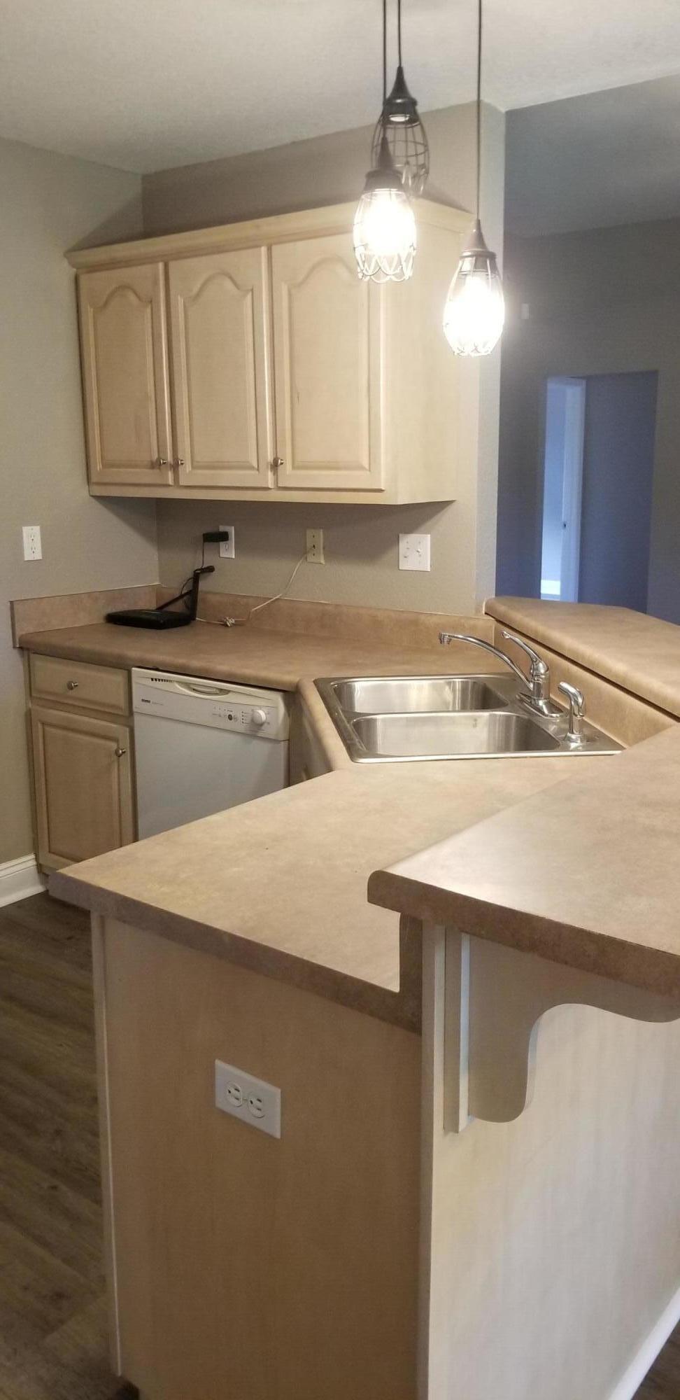 WHITE OAK ESTATES - Residential