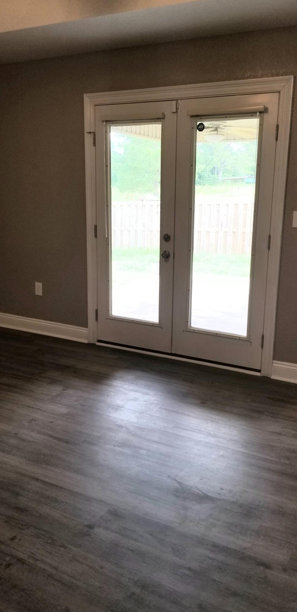 WHITE OAK ESTATES - Residential