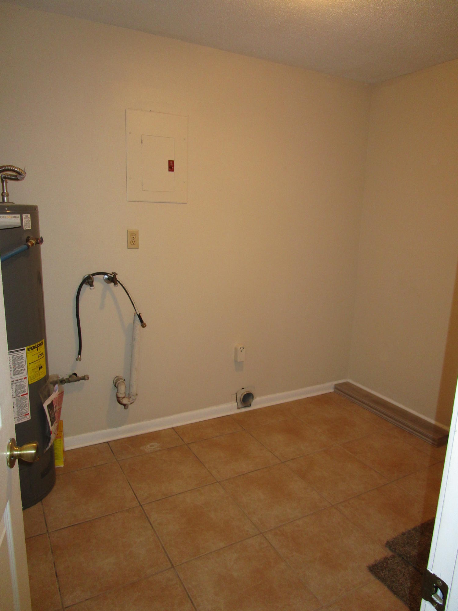 VALPARAISO PLAT 16 RESUB - Residential Lease