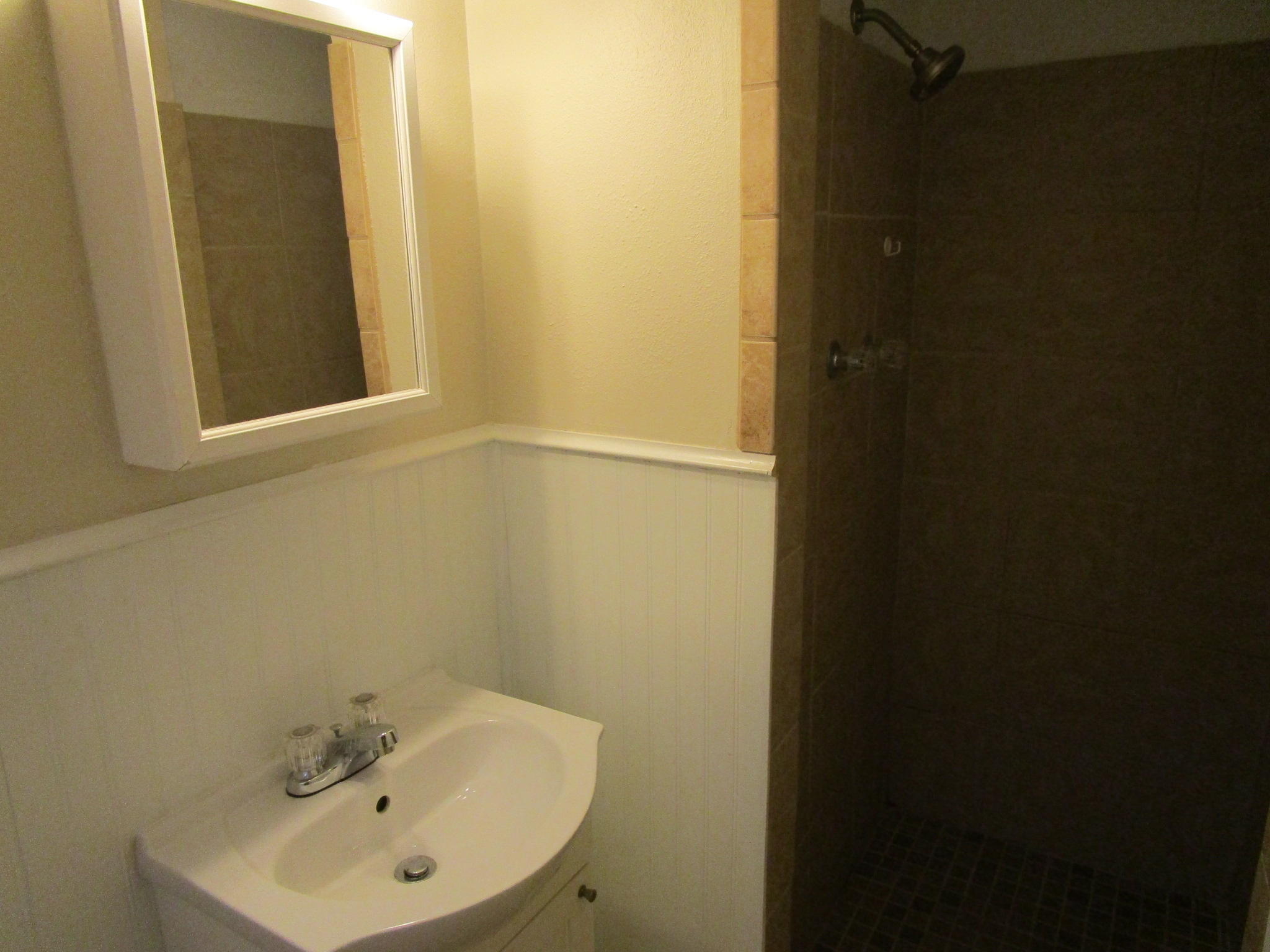 VALPARAISO PLAT 16 RESUB - Residential Lease