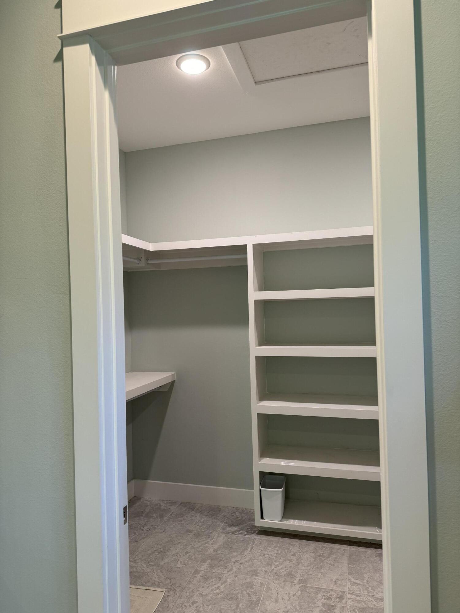 GRAYTON BAYOU - Residential