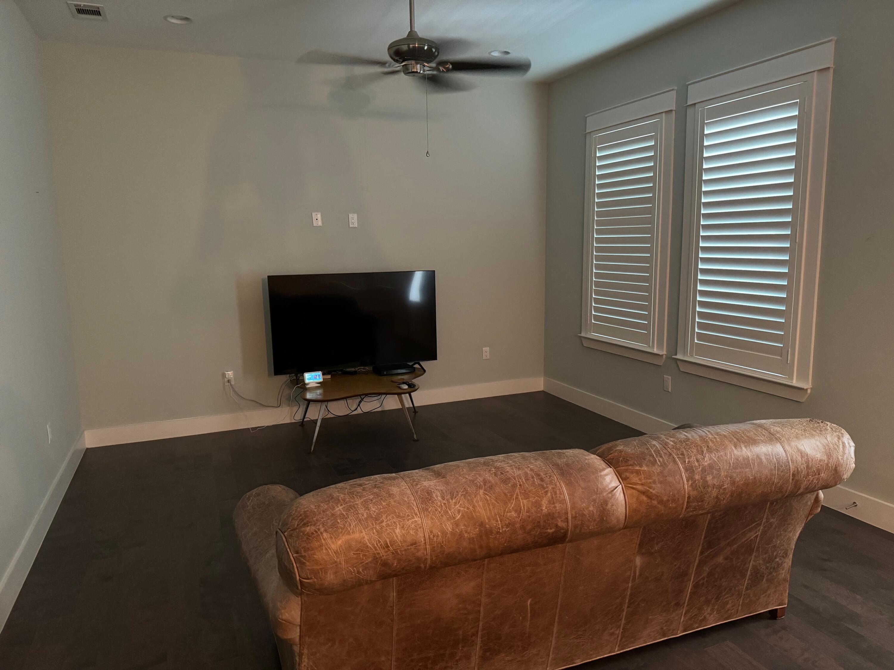 GRAYTON BAYOU - Residential