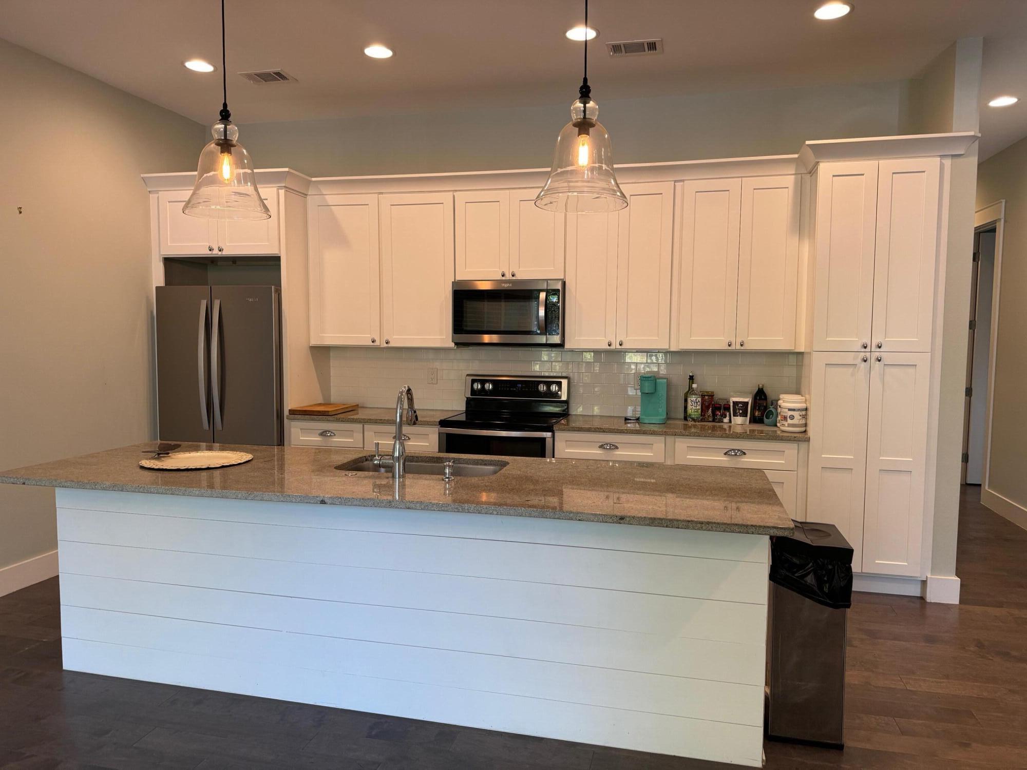 GRAYTON BAYOU - Residential