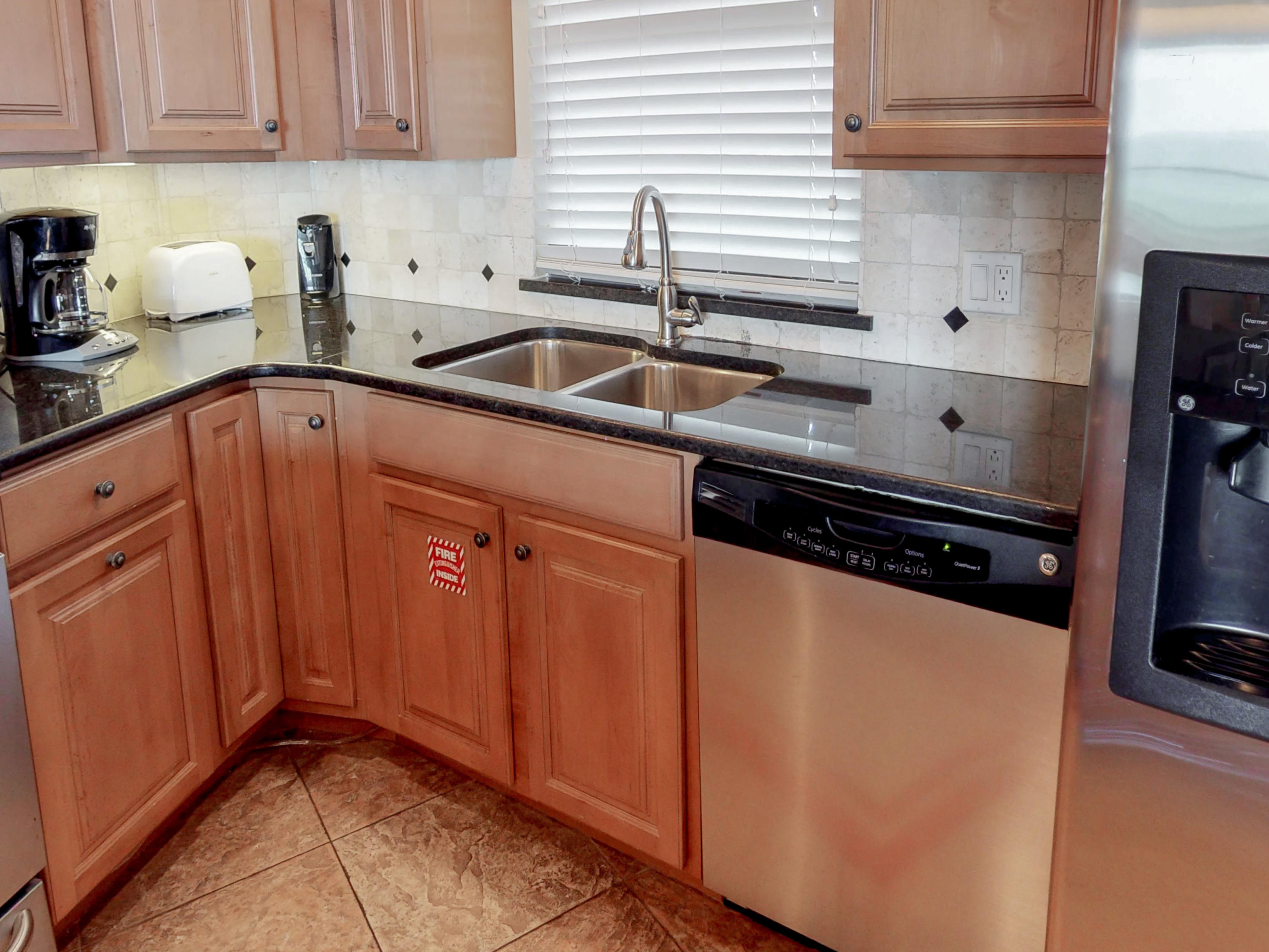 BEACHSIDE 1 CONDO - Residential