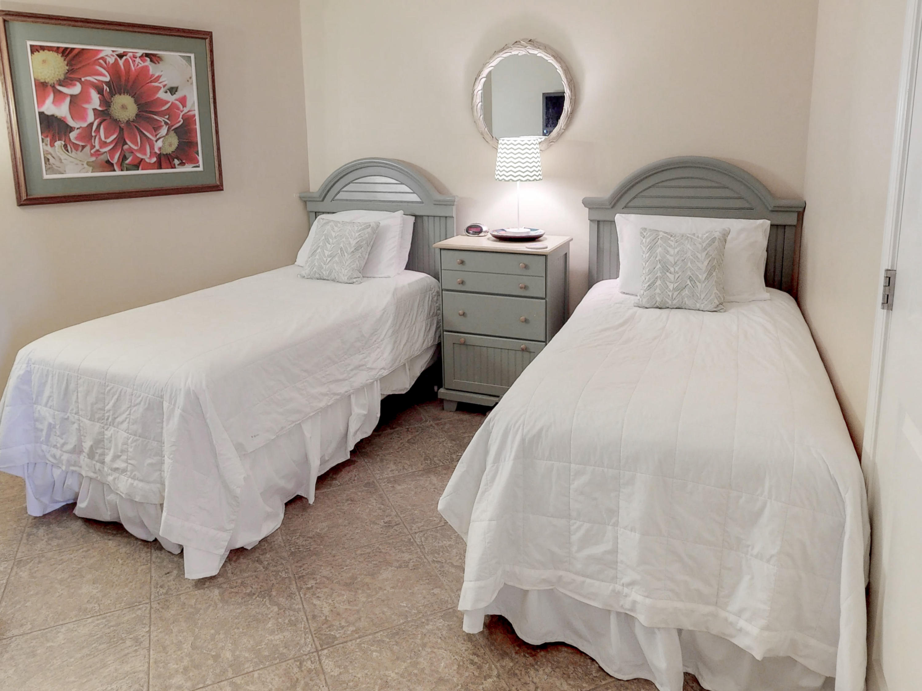 BEACHSIDE 1 CONDO - Residential