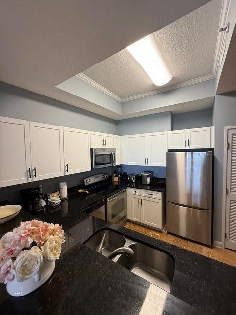SUMMIT AT TOPS'L (THE) - Residential Lease