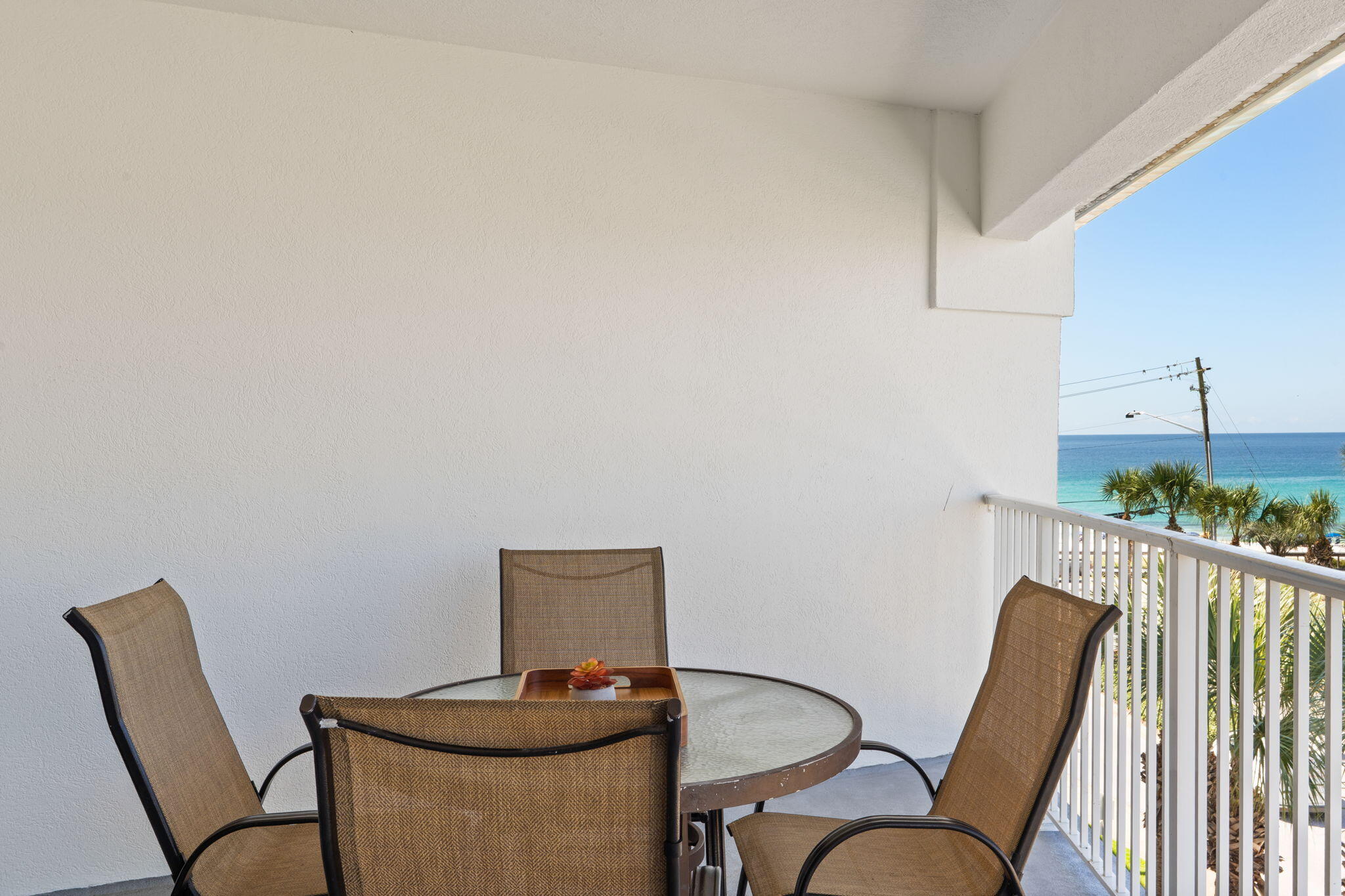 MARAVILLA CONDO 1 - Residential