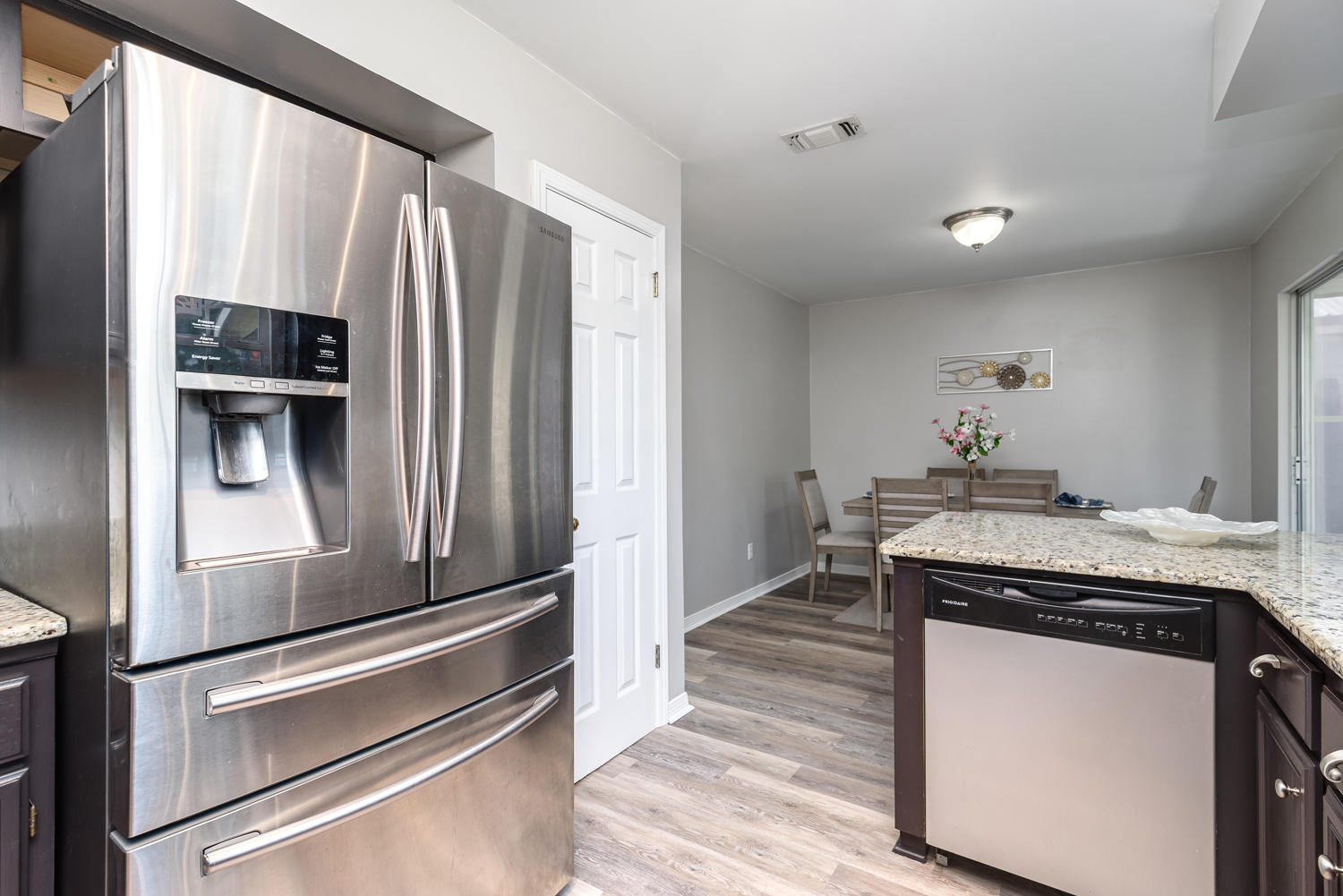 EMERALD ESTATES - Residential