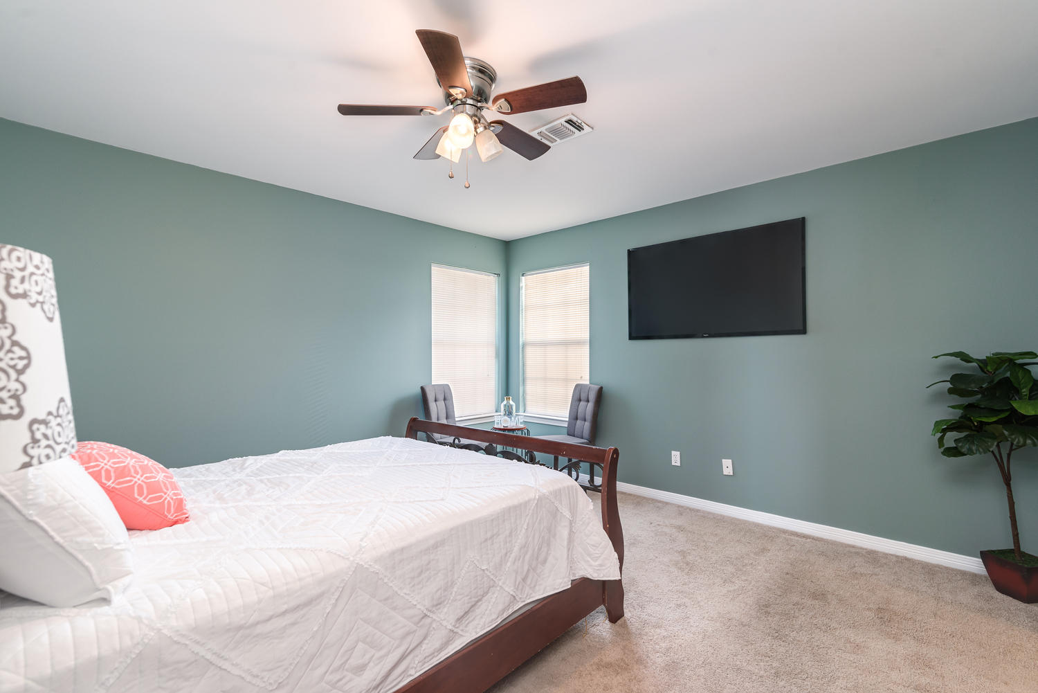 EMERALD ESTATES - Residential